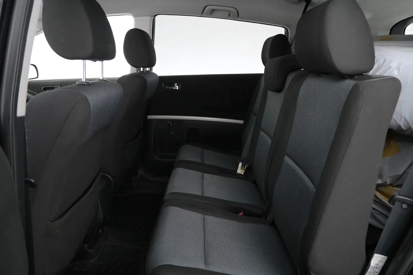 Car Image - 3eN5zLNMneXeRv0qK3Ois