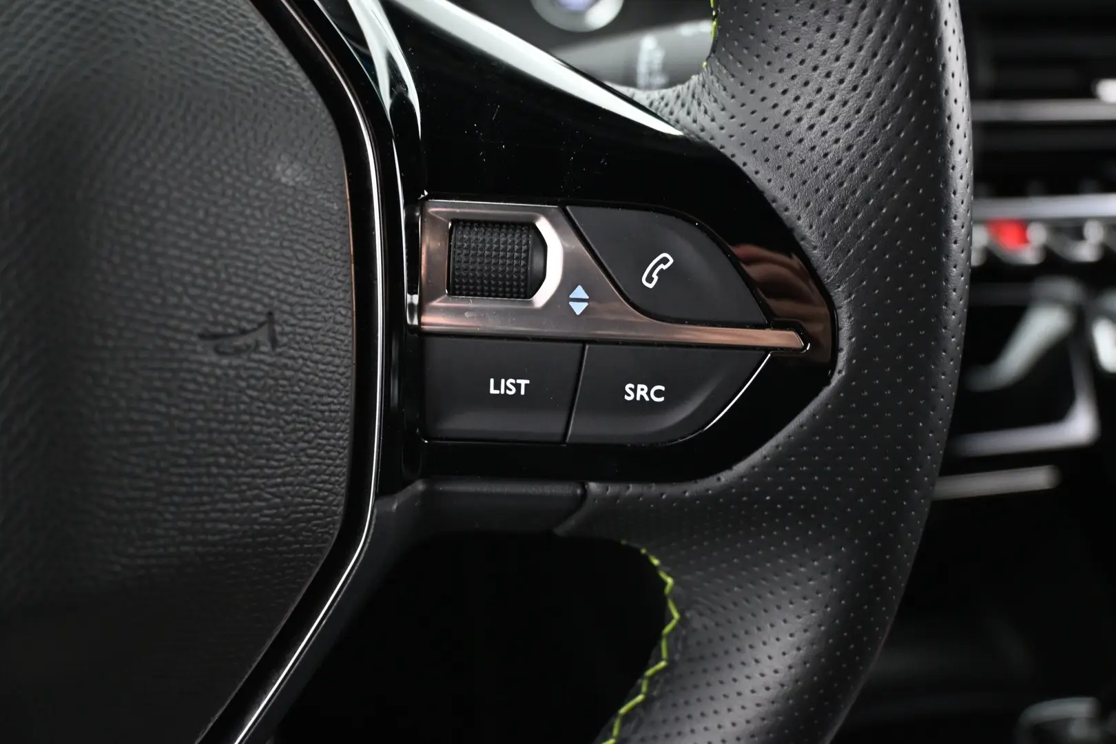 Car Image - 4LLyiRFU8da37QIWW3iq3a