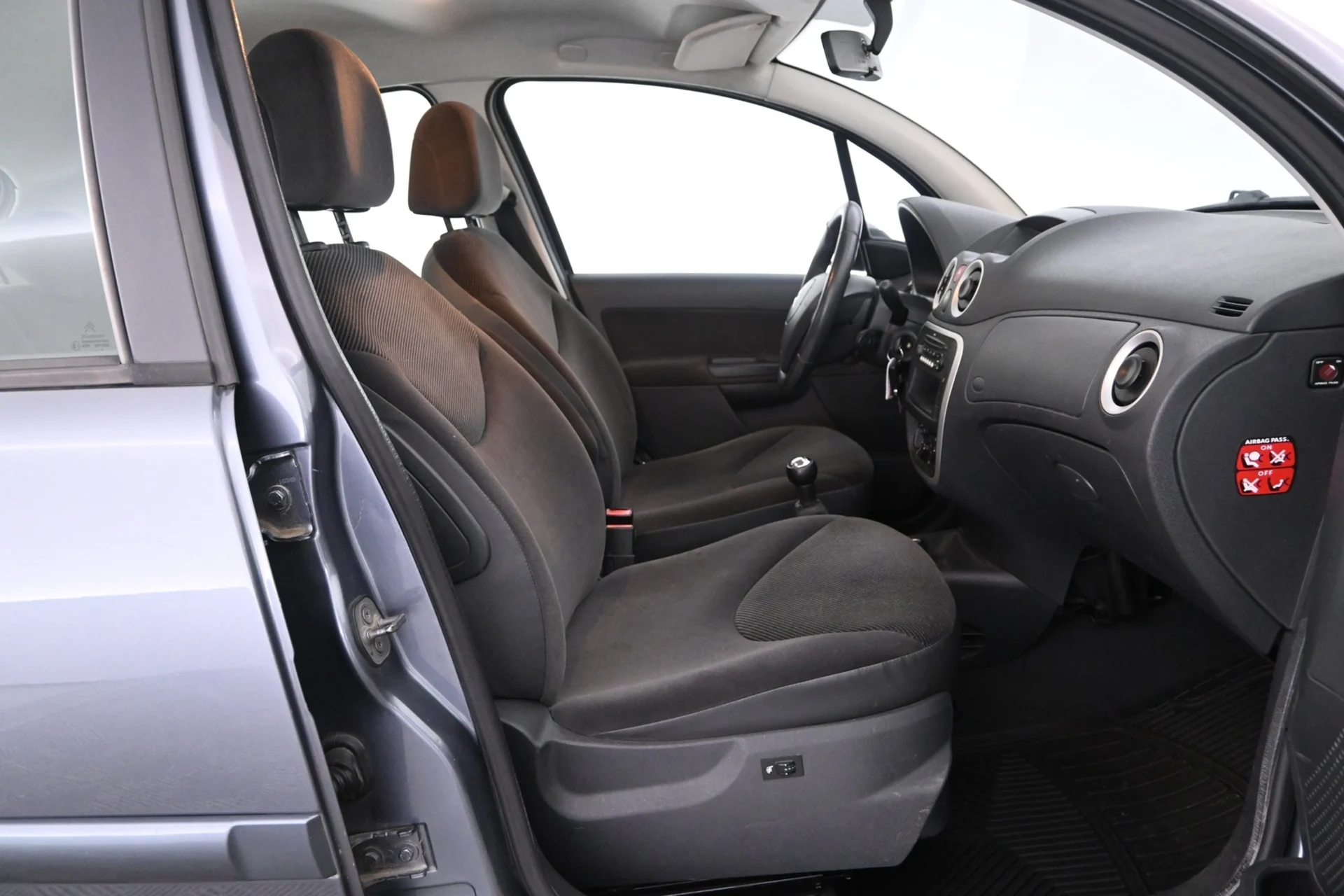 Car Image - 2ik8efcPr0xwsuUyvOhsnS