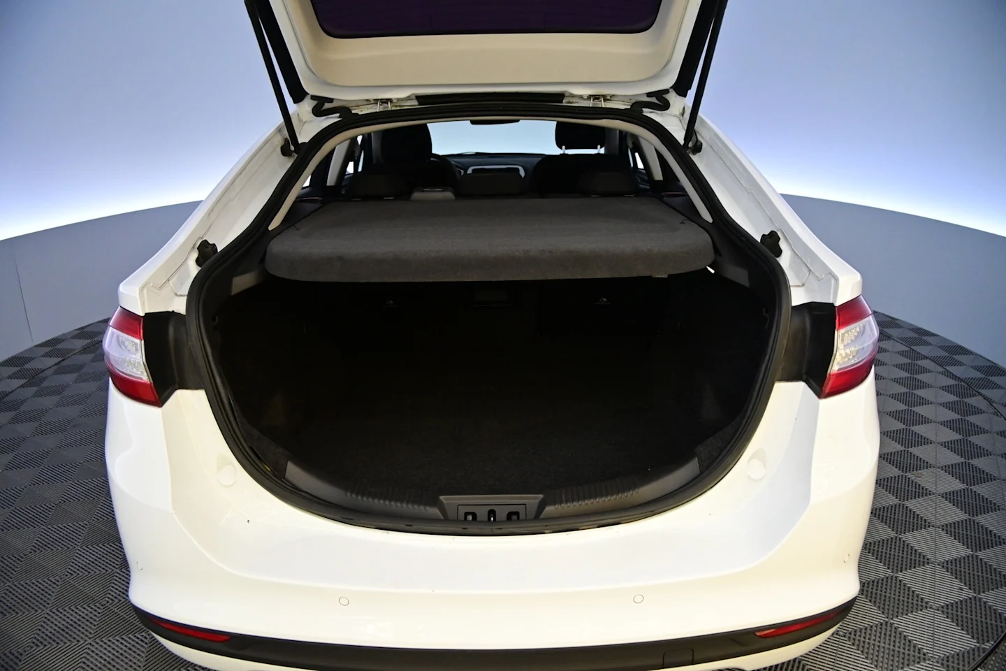 Car Image - 3eD3o1ufVPZogvVsTG1t6P