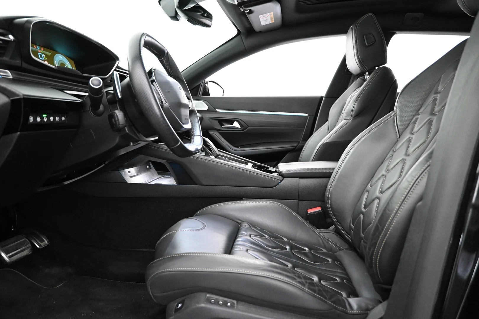 Car Image - 6yn69QwIVBZNQzr3Ewh0hU