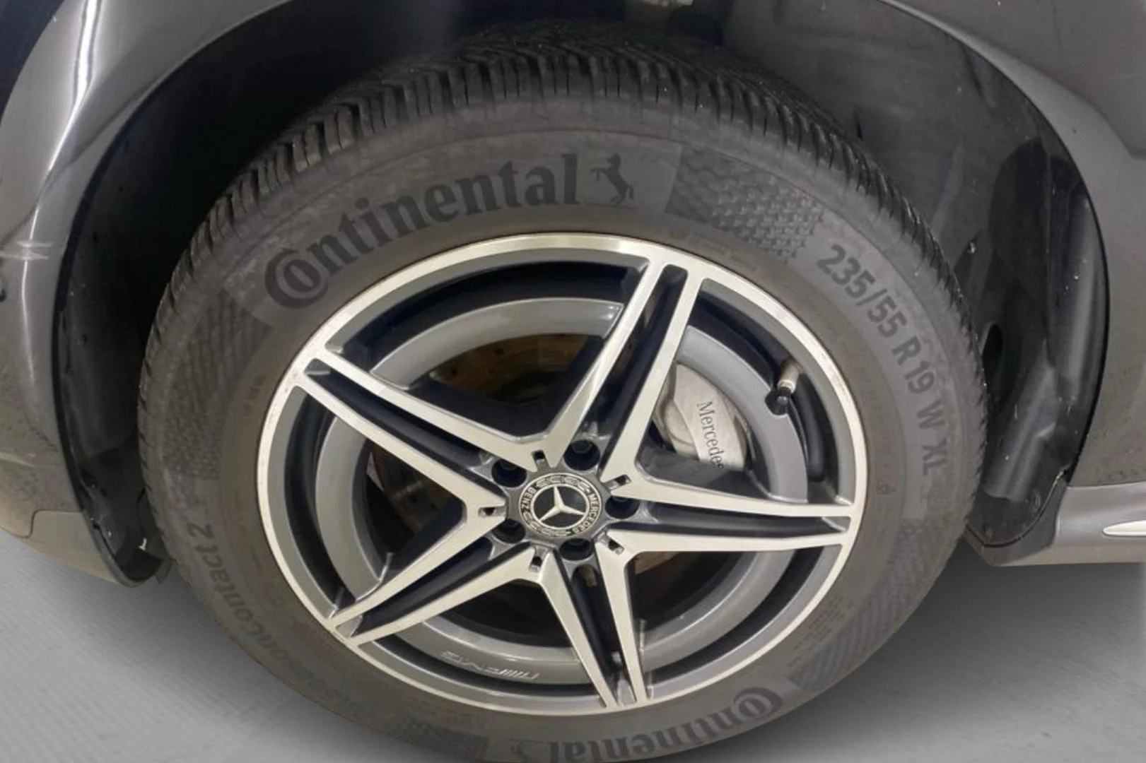 Car Image - 3mfWMPkCuW7j6X930SN2Rx