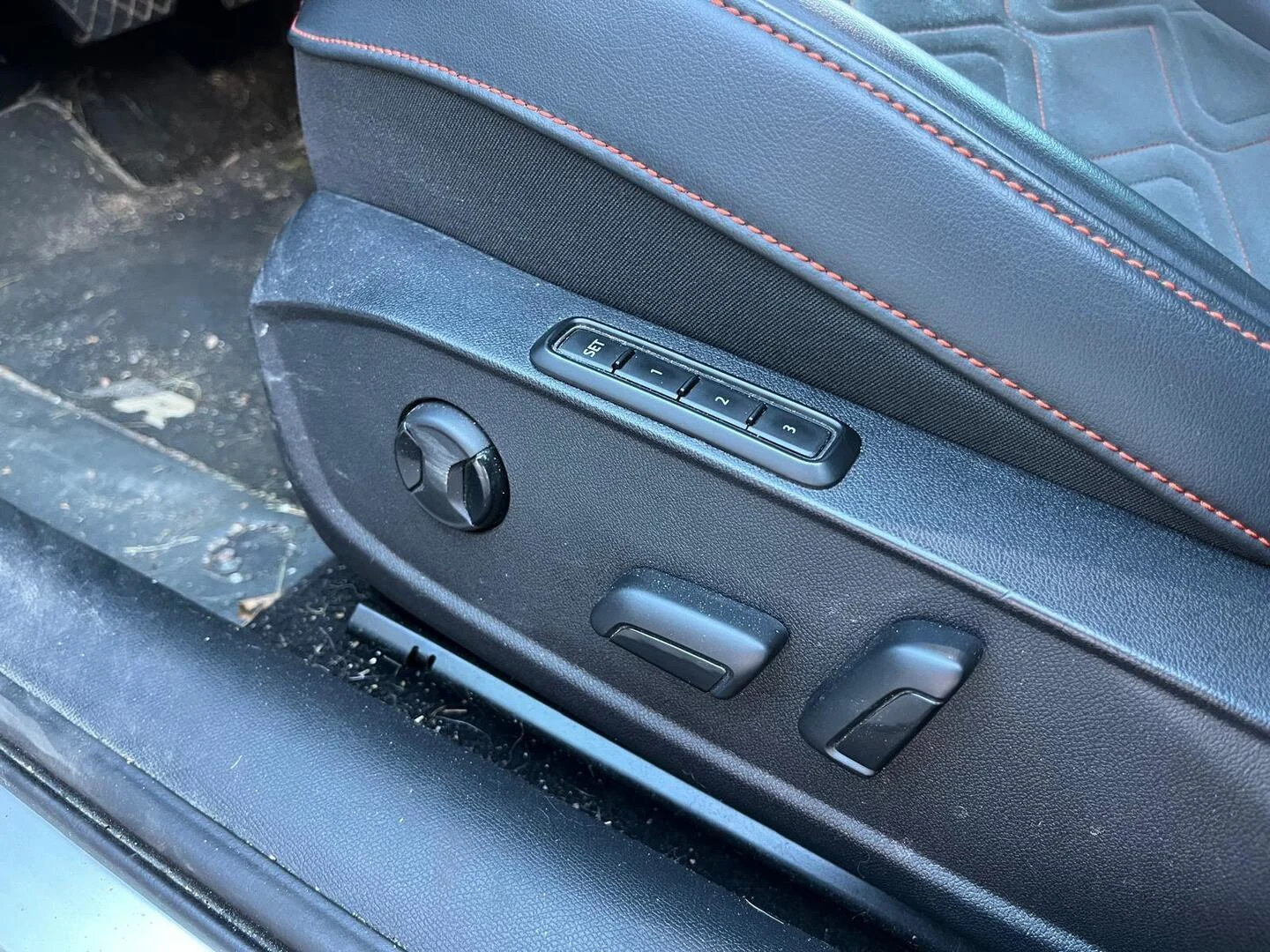 Car Image - 2Z5k1FVAMuK2oPpyyW2OJr