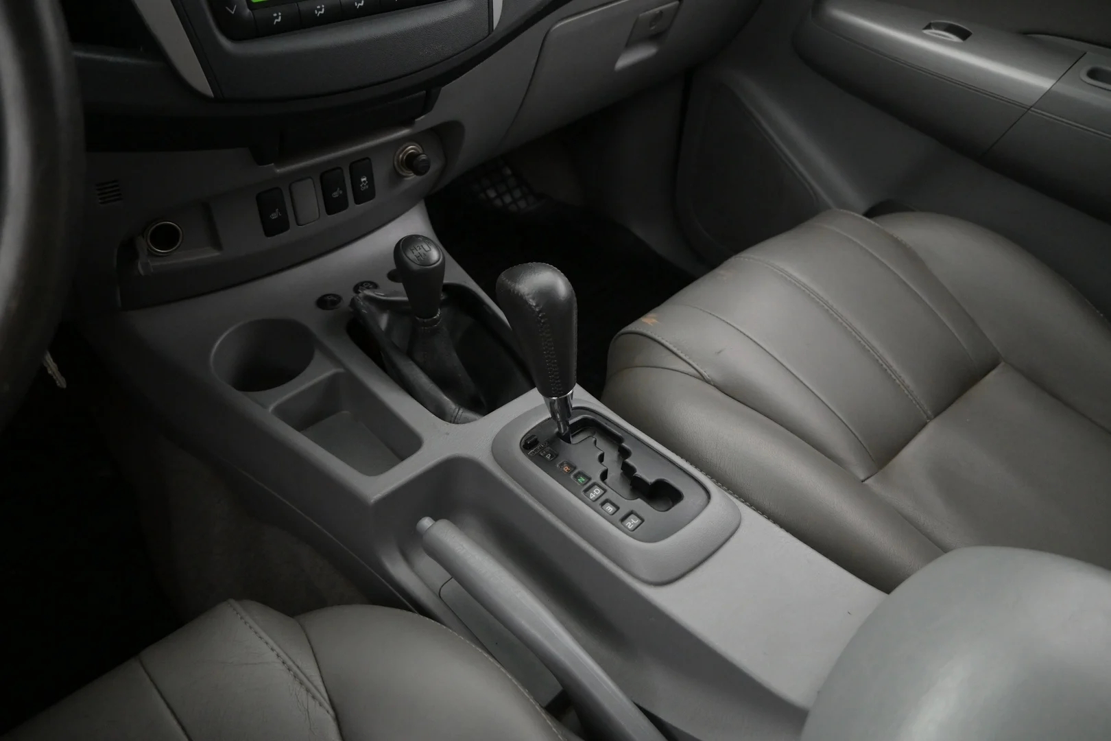 Car Image - 42KtSCfyKlmpkZ8XDsW161