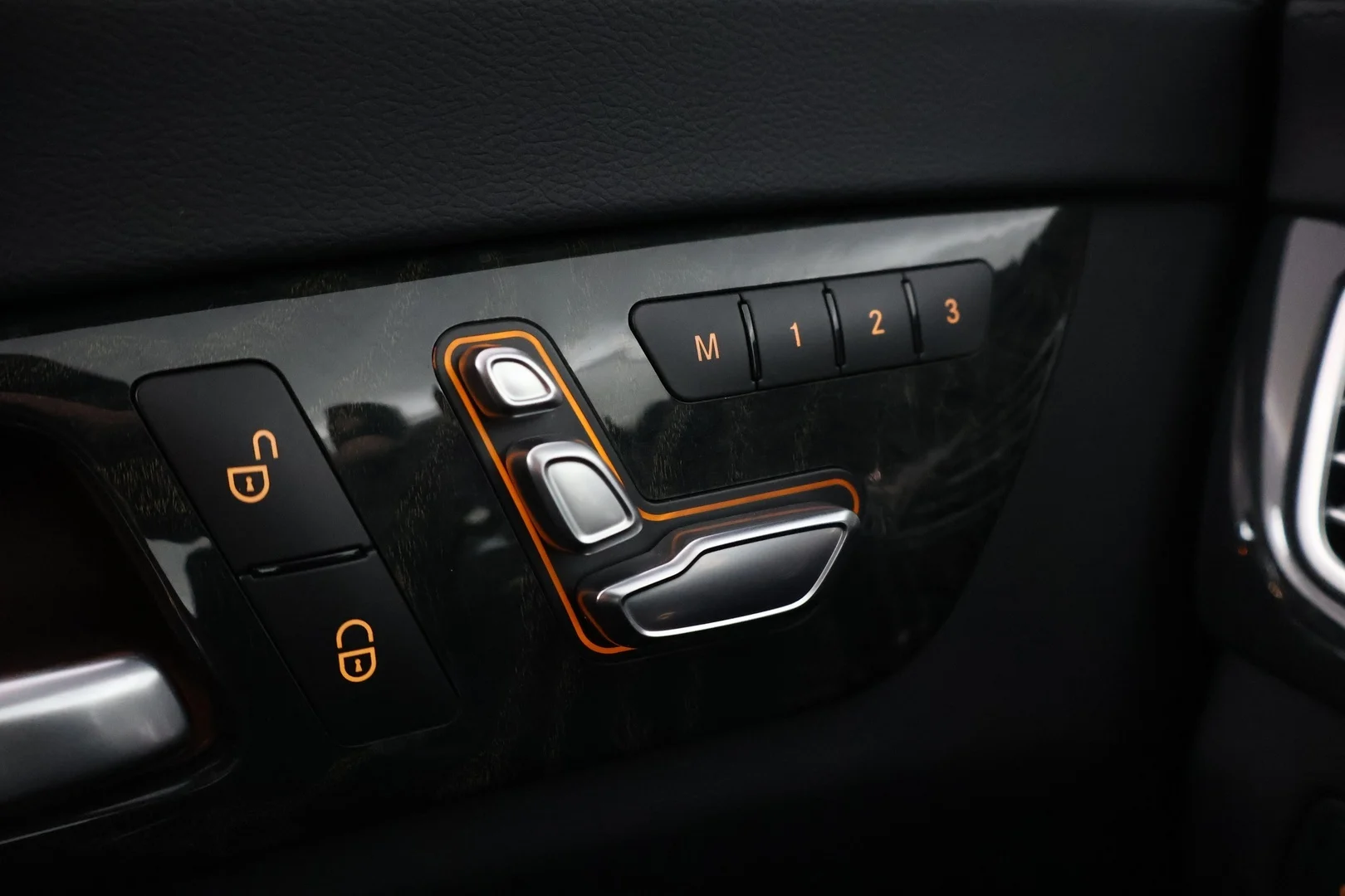 Car Image - 1Exqknc7iUQHRQvSJY2yuK