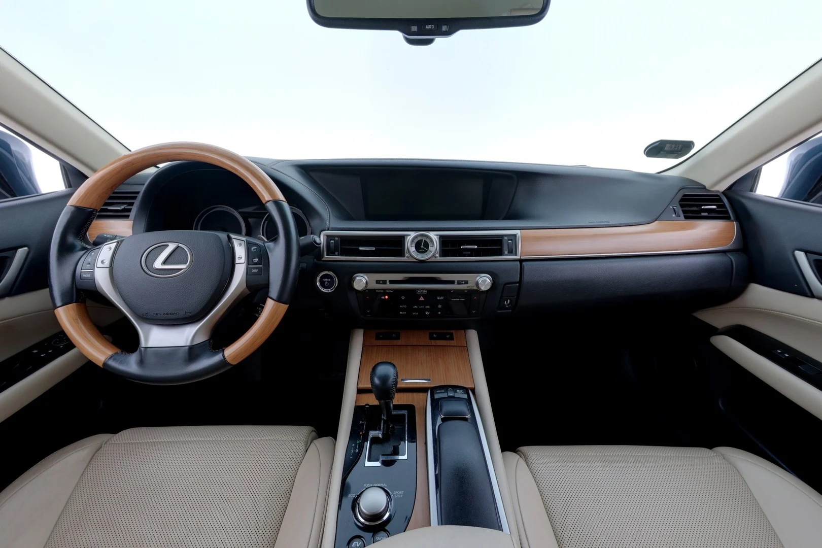 Car Image - 3YXOnj65sMTbS0VvxsDFt9