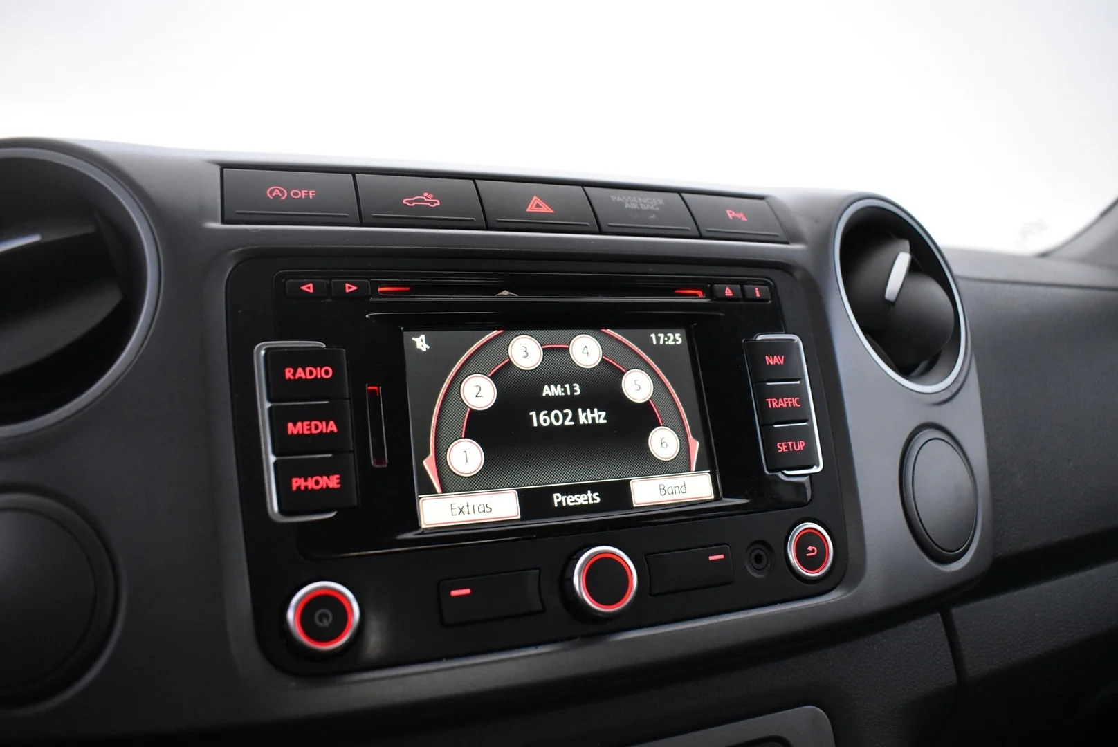 Car Image - 6QToImccpiL7ewhNyuqFxJ