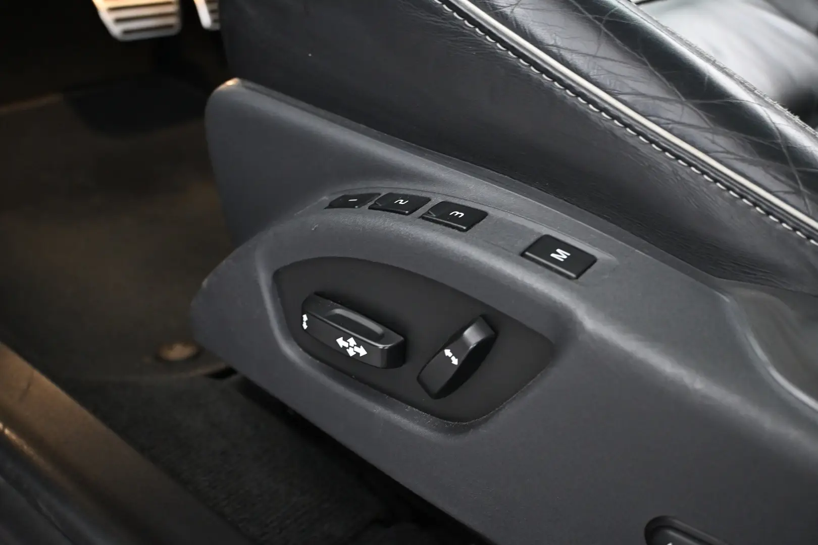 Car Image - 2QxTmYxoFYdNFetN5ly5uS