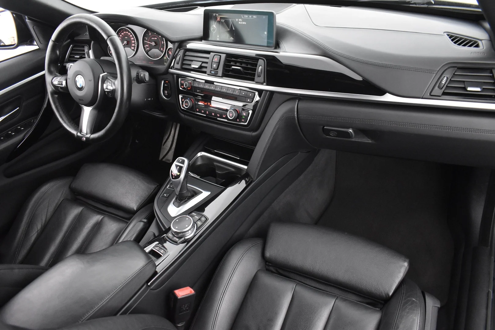 Car Image - 1uQiZVF2oQr4fgxdfwz0pR