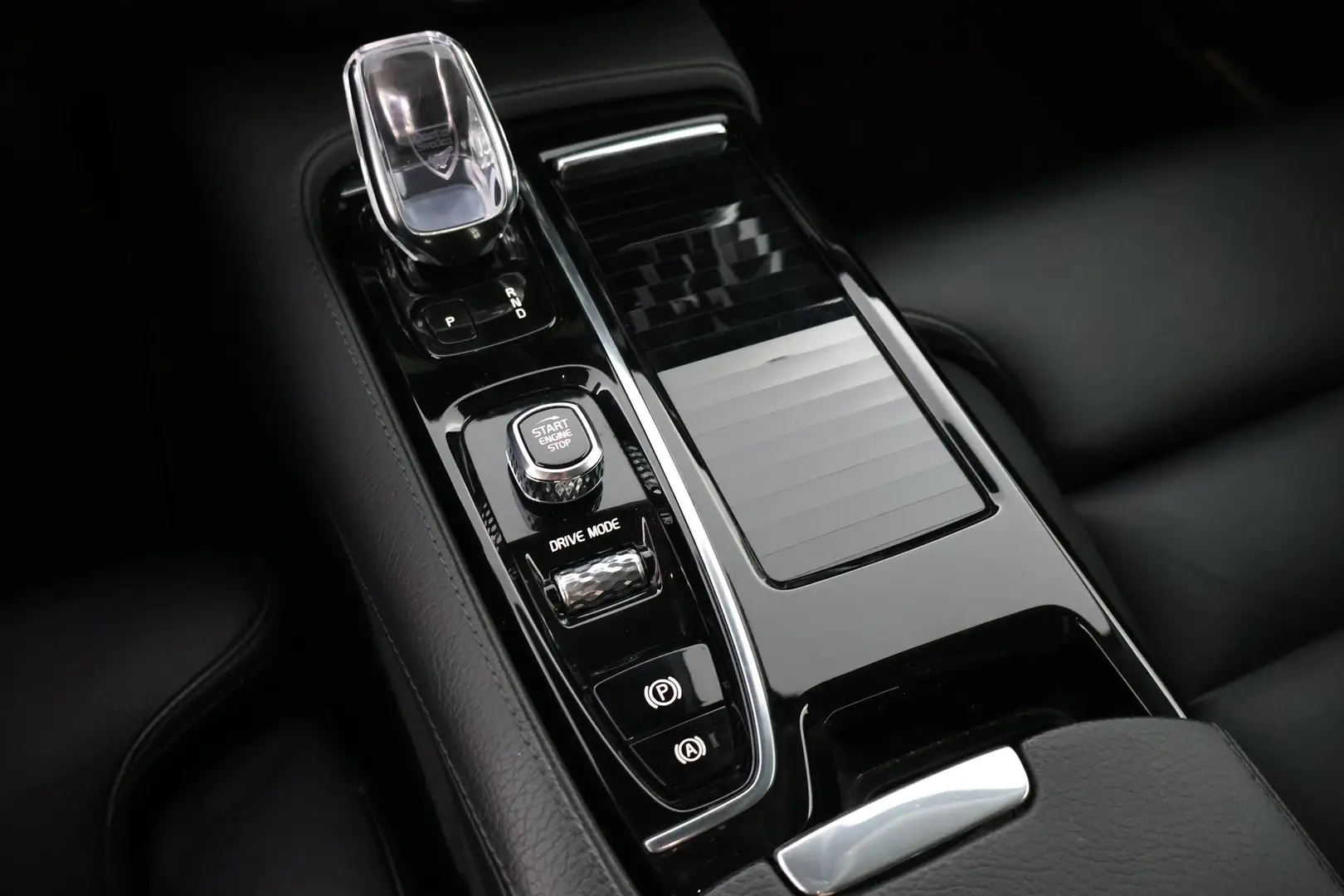 Car Image - 4FmQohBU7oJ3rTOBPMEHA7