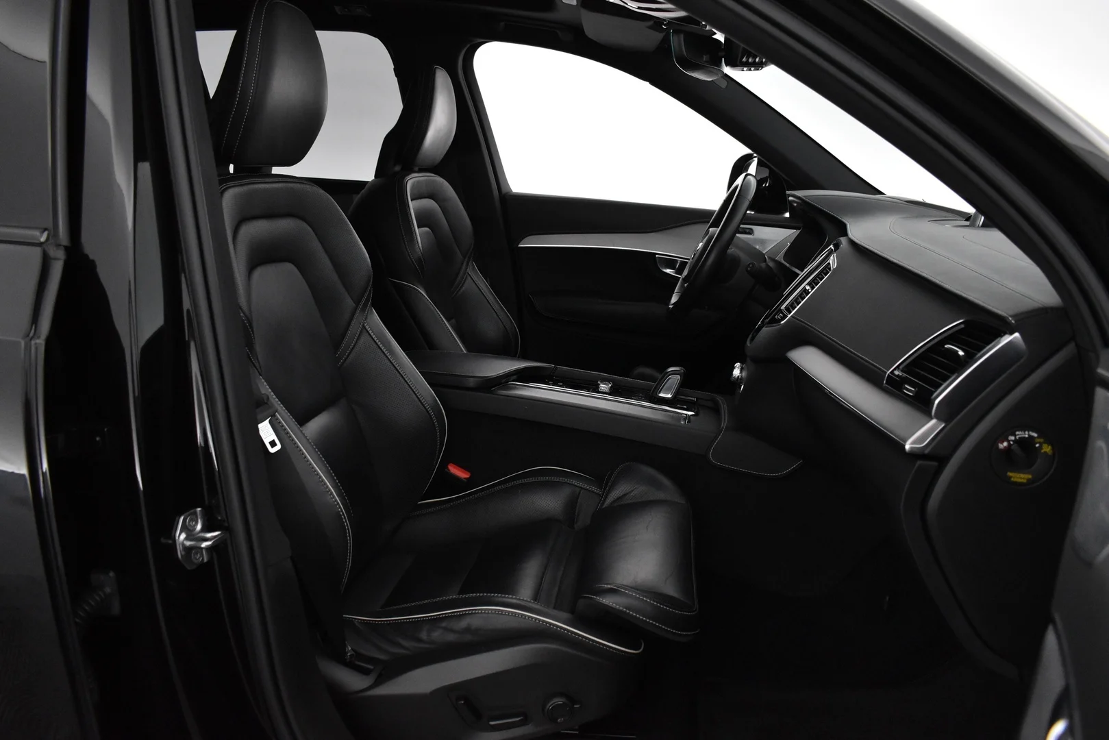 Car Image - 2iQz5zHfzg5Fzf7yNkMbRa