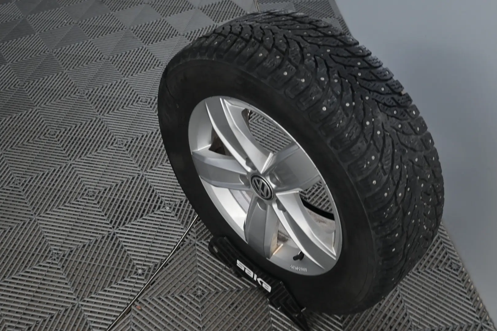 Car Image - 2UrayZwqNuFnvtlftMJI1c