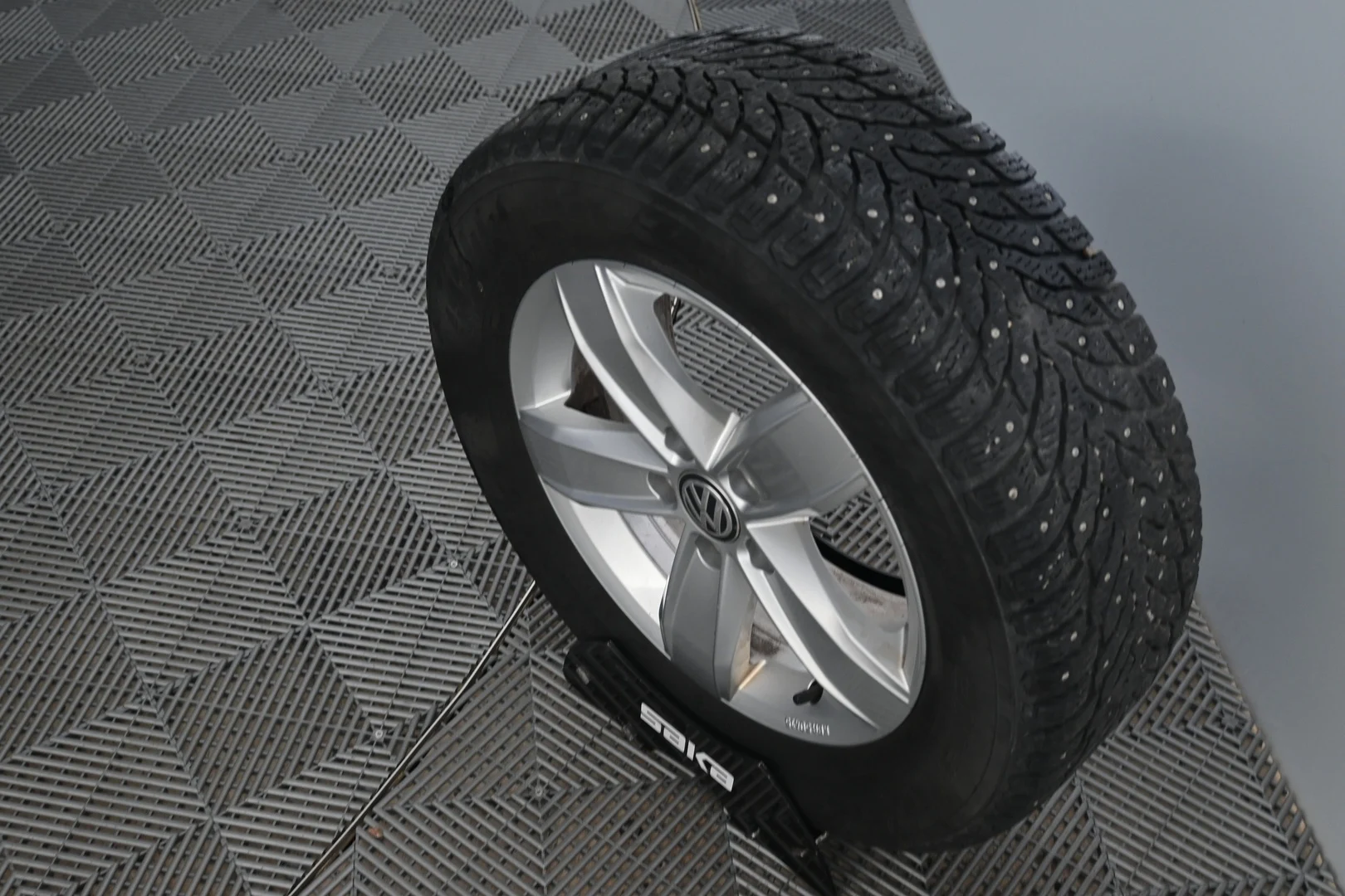 Car Image - 2UrayZwqNuFnvtlftMJI1c