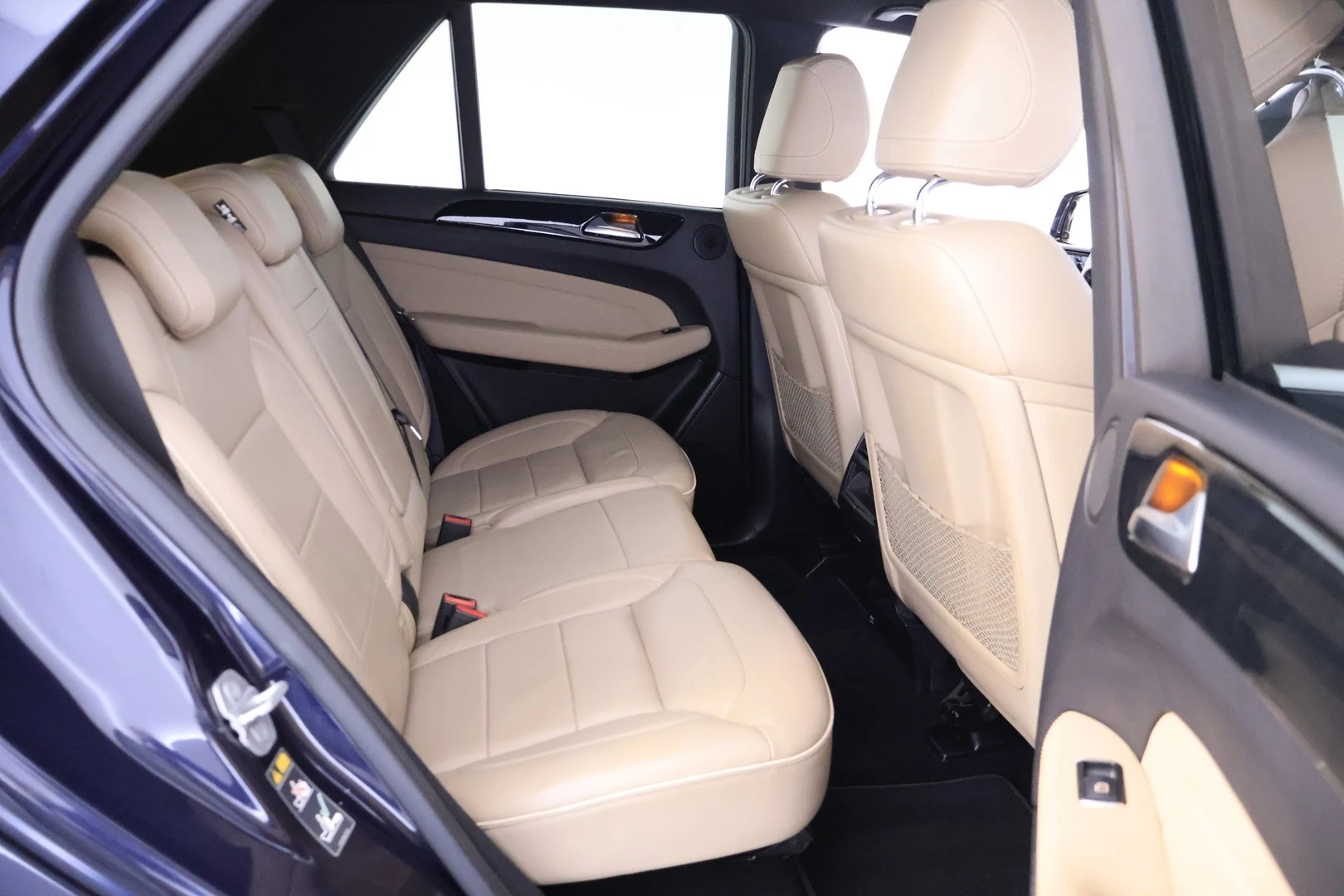 Car Image - 5oBBo2rcucENeE1DA7YqVG