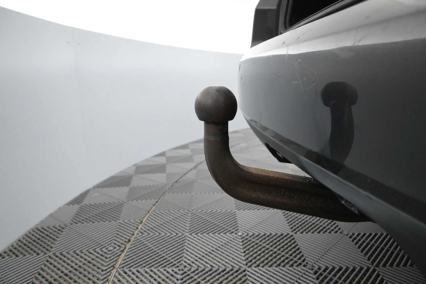Car Image - rWY4bQcUAwrS8ythy5s2q