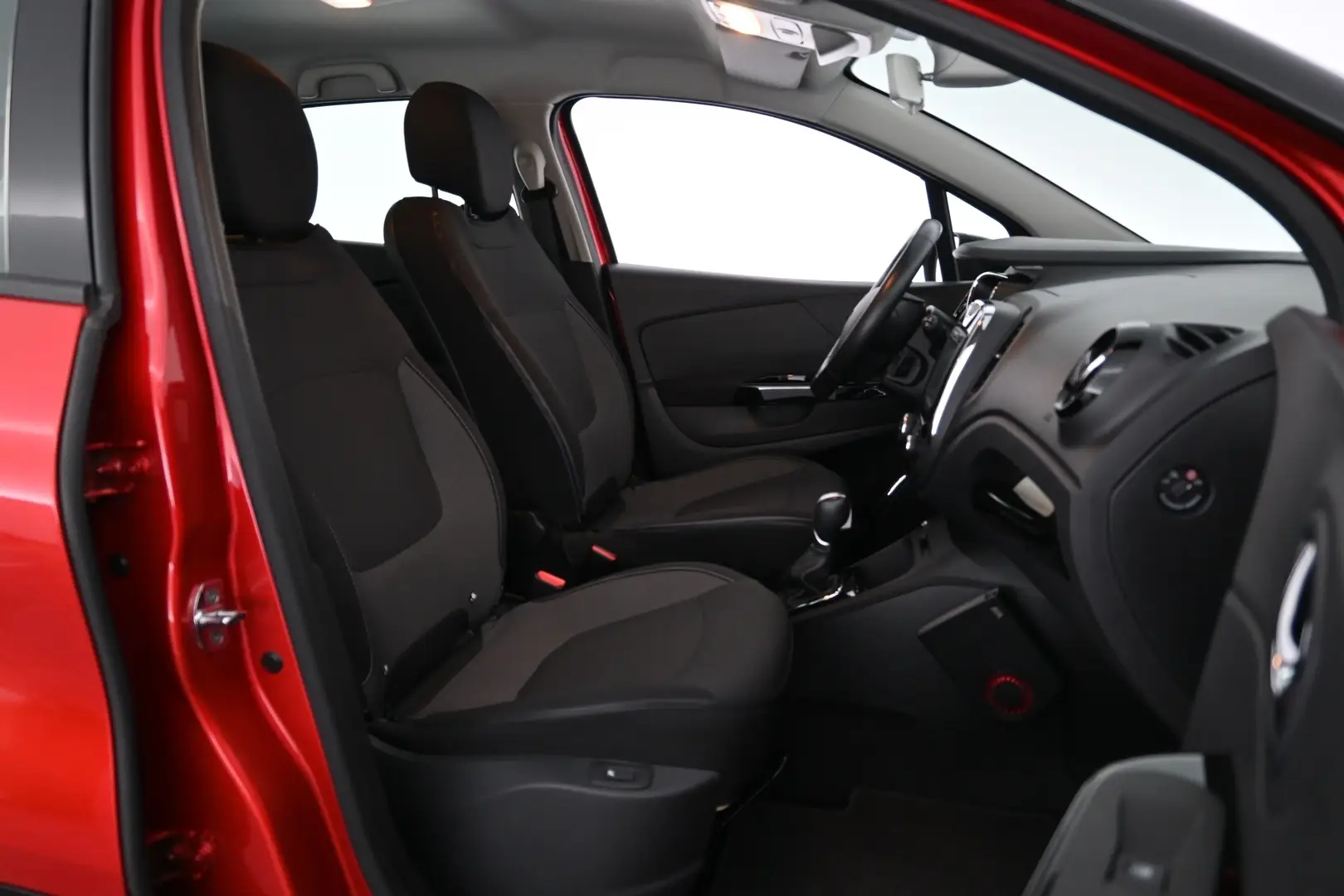 Car Image - 5H1tiHU1g5YlPIo3KC4UJB