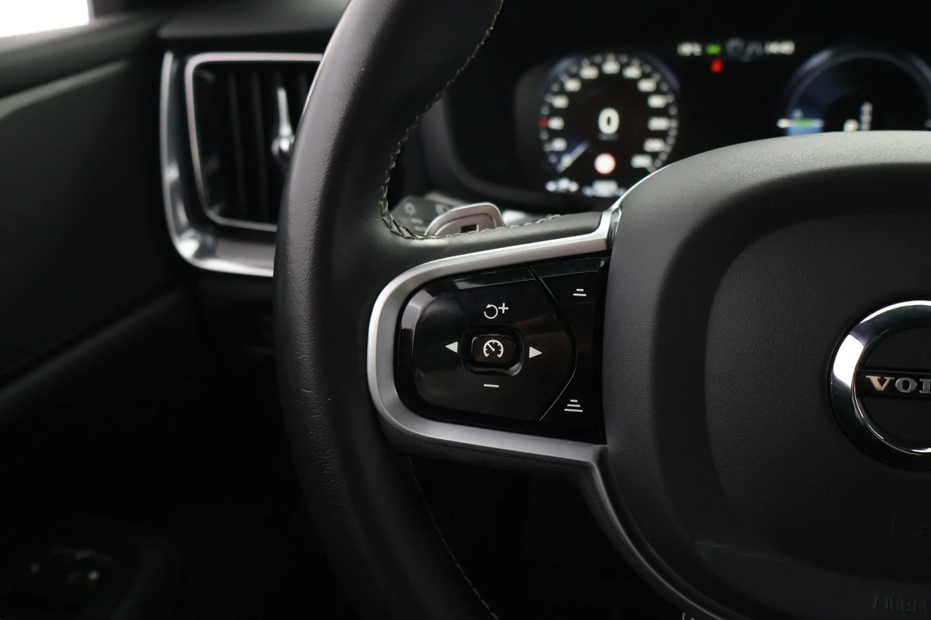 Car Image - 3XbEXEysDbj4oRJq676f0l