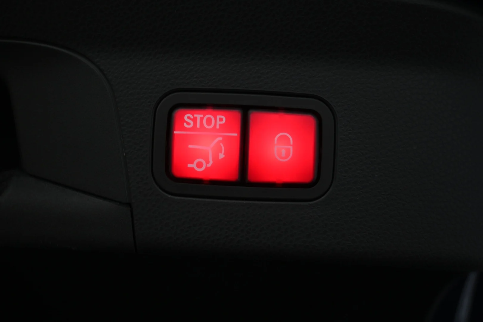 Car Image - 4Z9x4abC9ehfiz4KKW4k3u