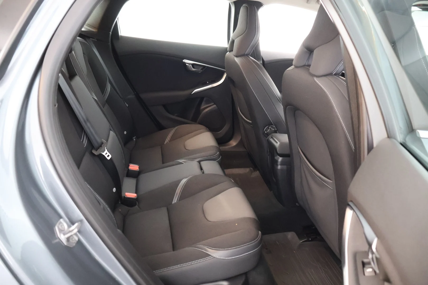 Car Image - 40ovQ7aV2ANLlkiMnUKdU4