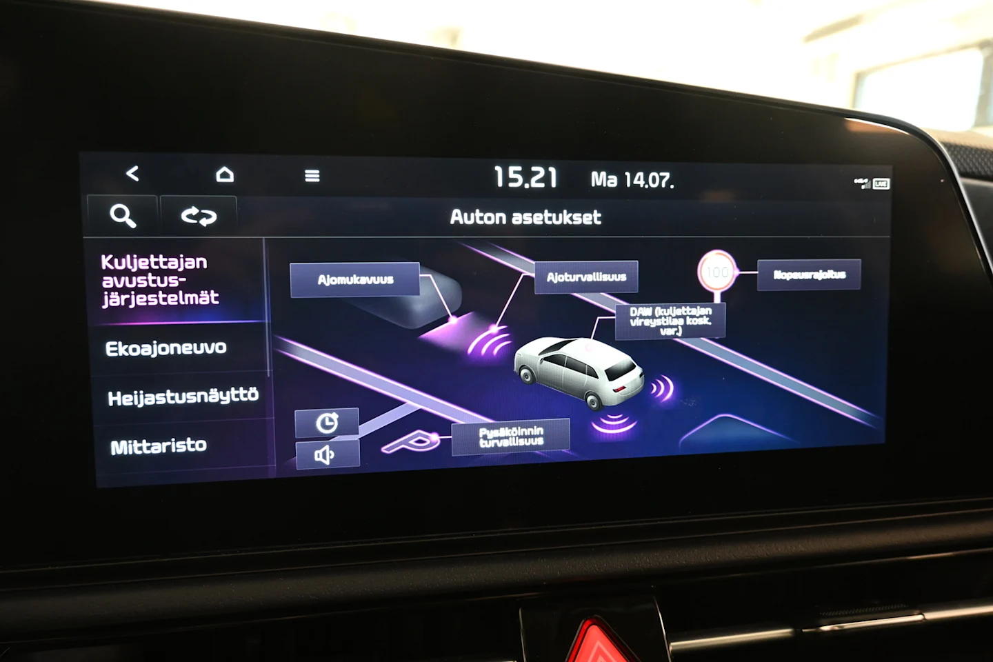 Car Image - 3c08YlzUougQkd9UJLWsWo