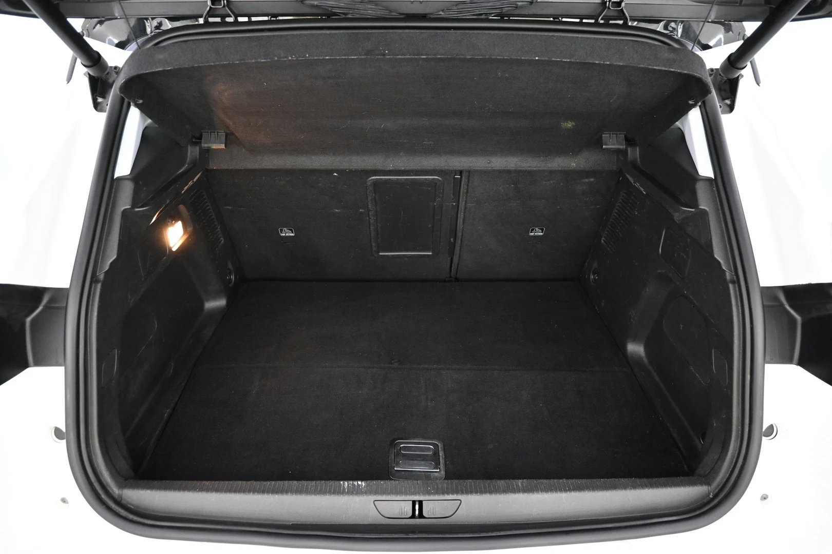 Car Image - 7I5jeOblymOG0tCHa9cvgk