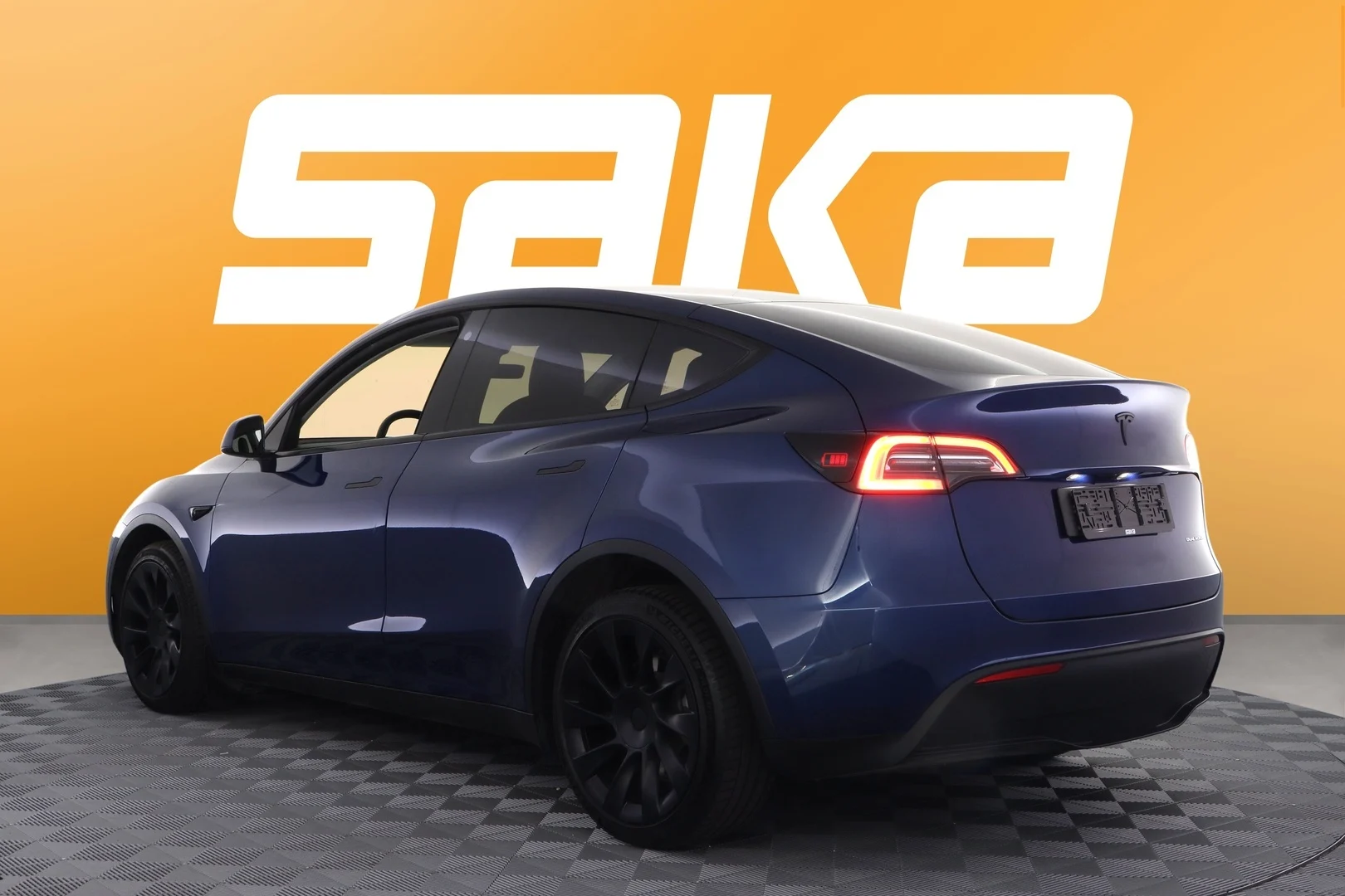 Car Image - 3iBR2LpILMvVCFuK7OfxeR