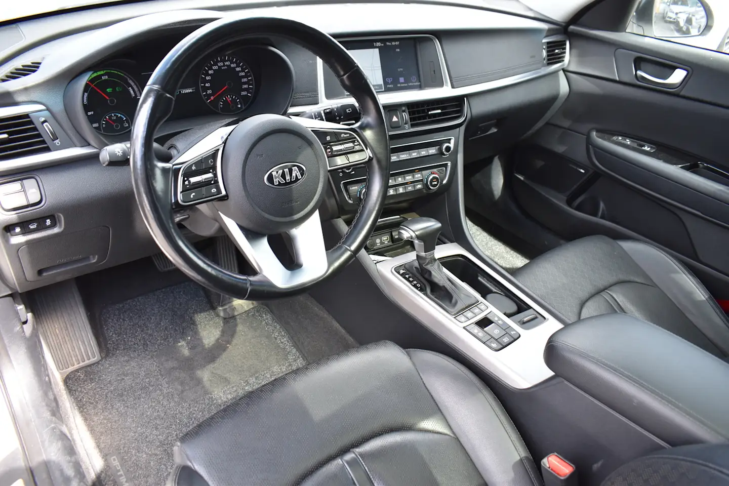 Car Image - 7sGNOiZJA2wYzoHrJB7dTd