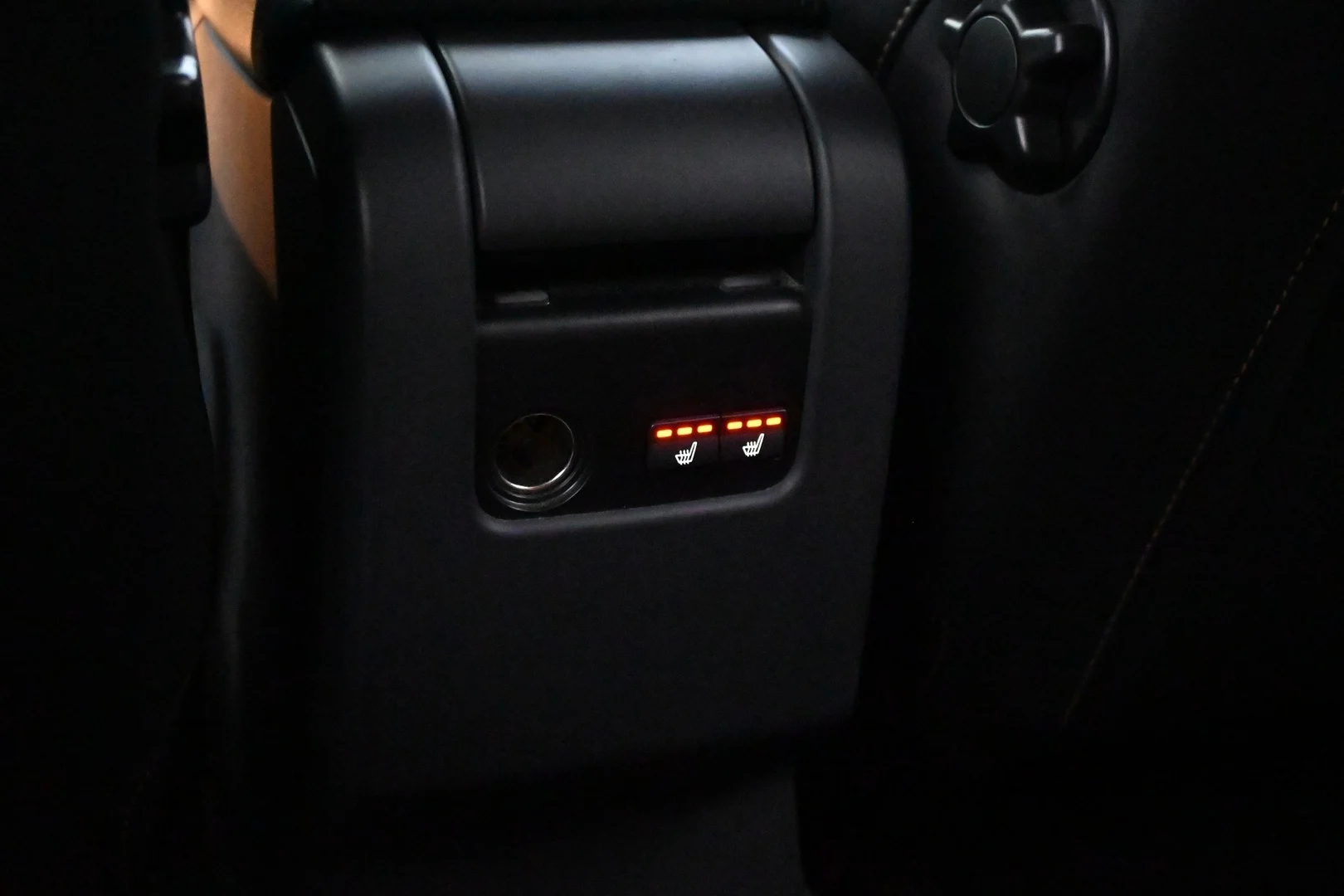 Car Image - 7kUqyjqTyb84DoSuEWRCna