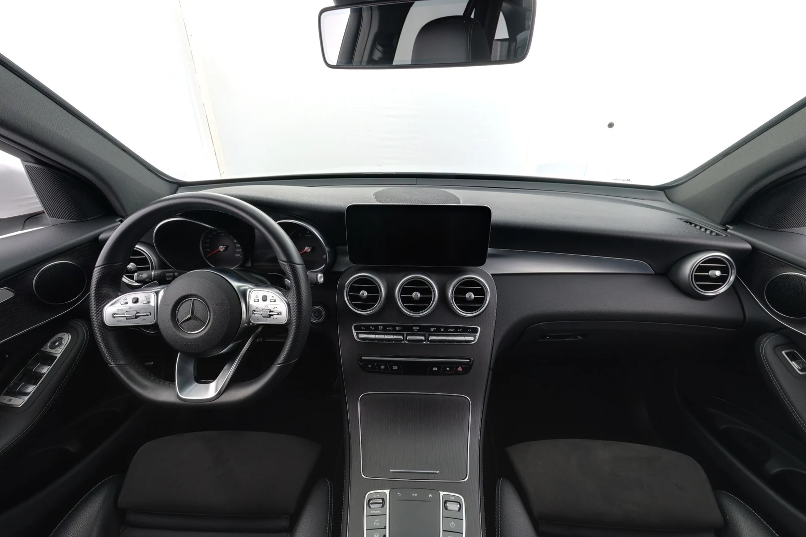 Car Image - 368H6ILhhAl4ZZ4kB0EC9v