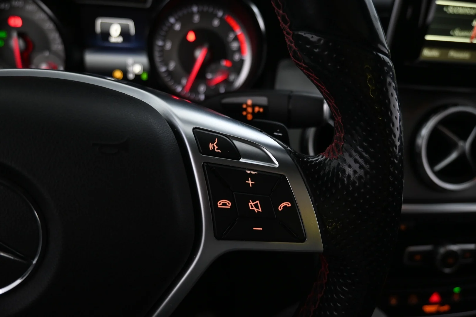 Car Image - 3rt8b3eRRXNYxErFpXqVl