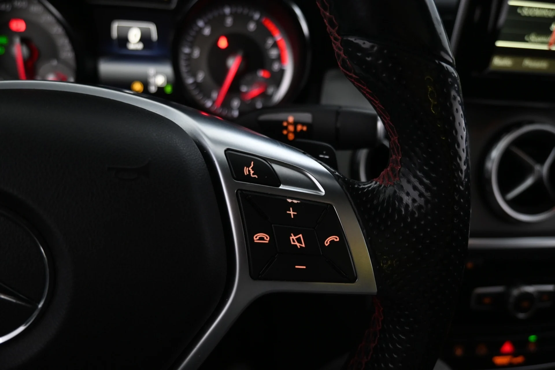 Car Image - 3rt8b3eRRXNYxErFpXqVl