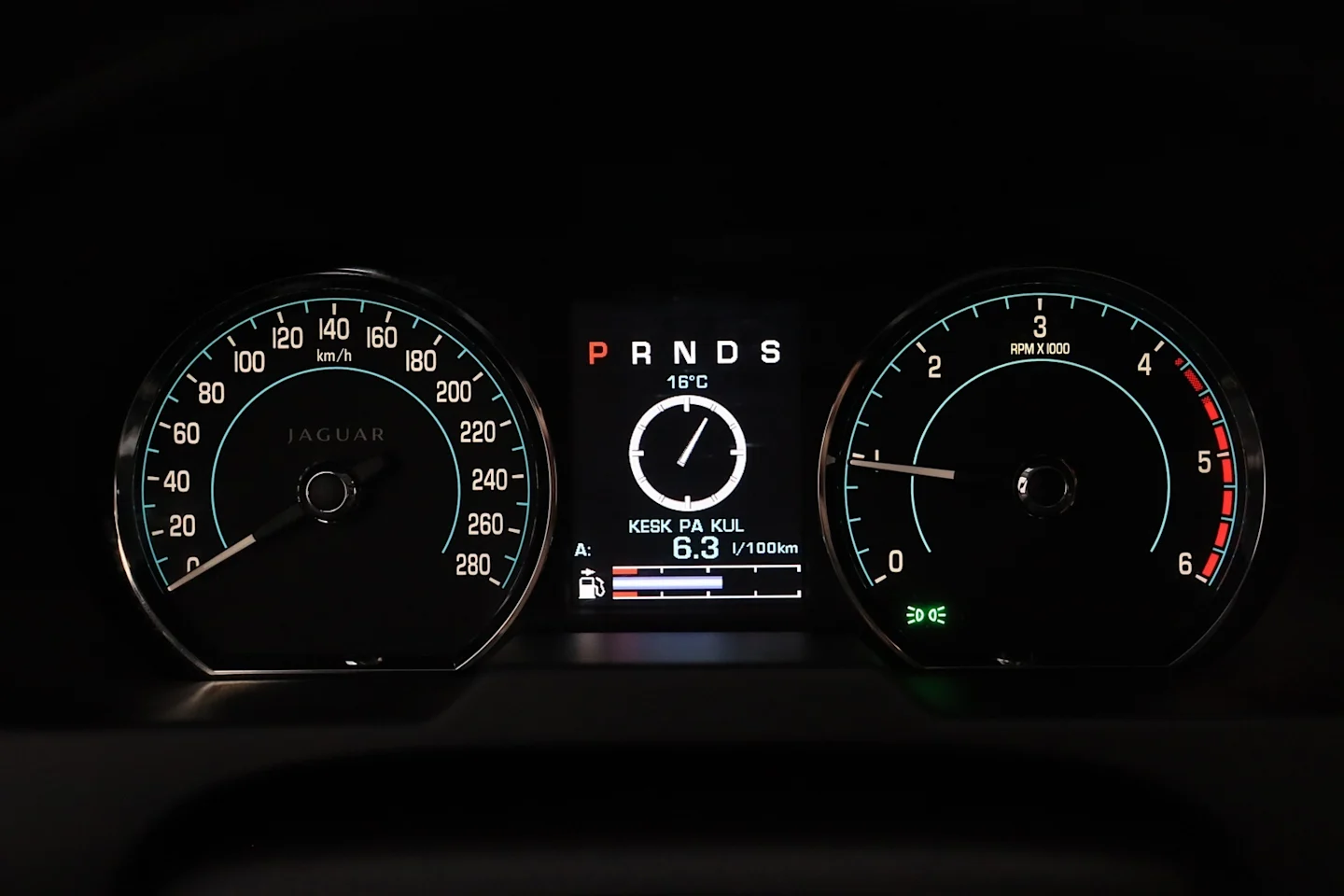 Car Image - 7B6jvSKzw6uVCqlb49rIGX