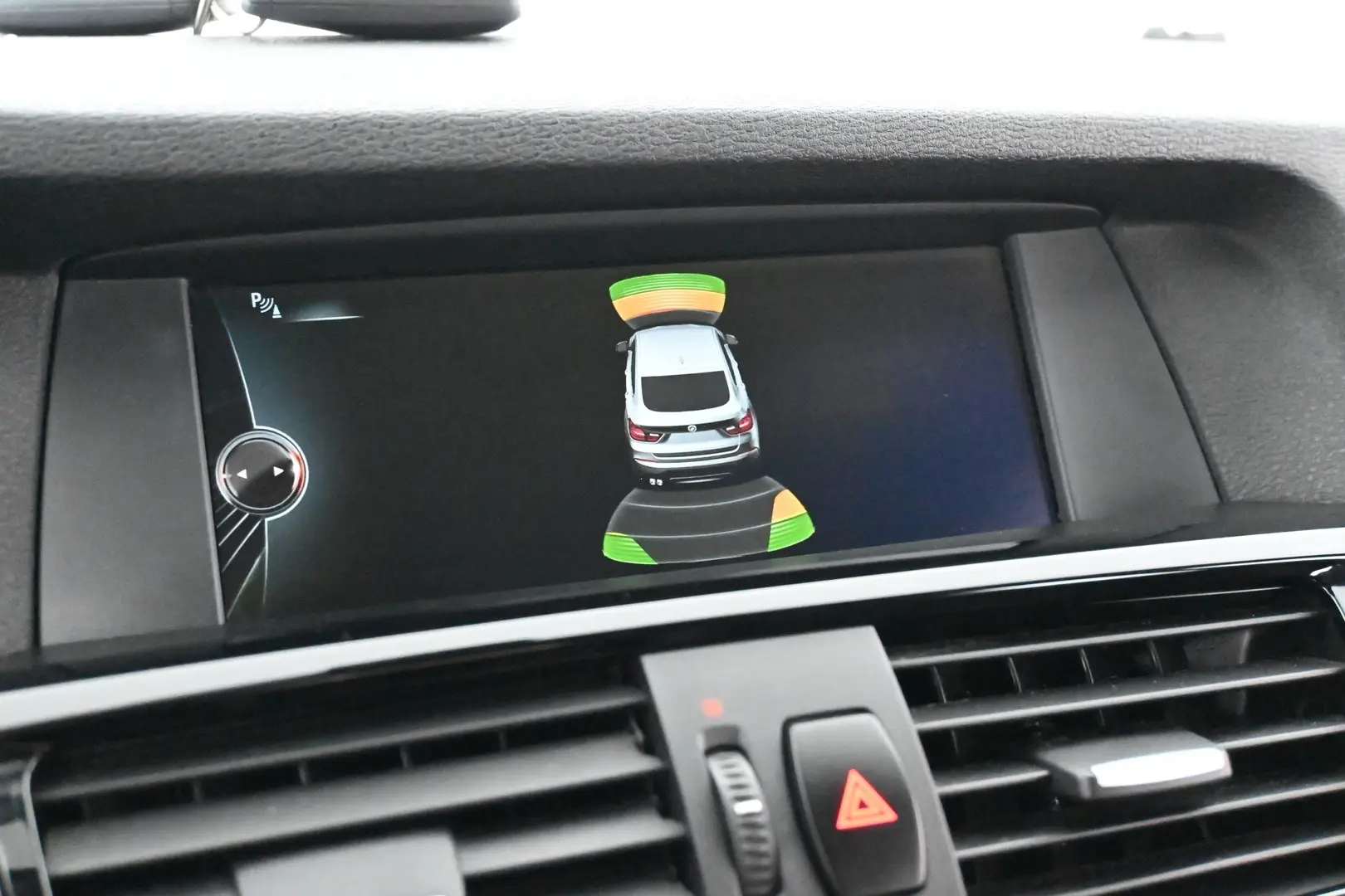 Car Image - 3bUTMojxKJzqC2QHhIrDre