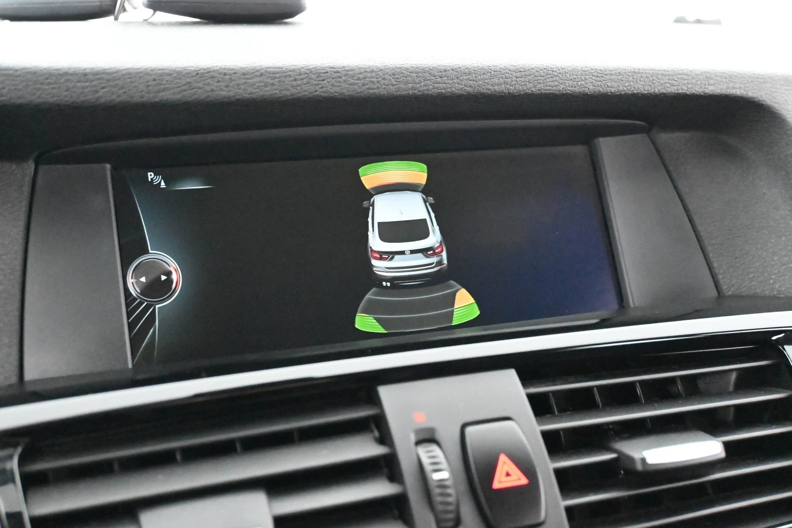 Car Image - 3bUTMojxKJzqC2QHhIrDre