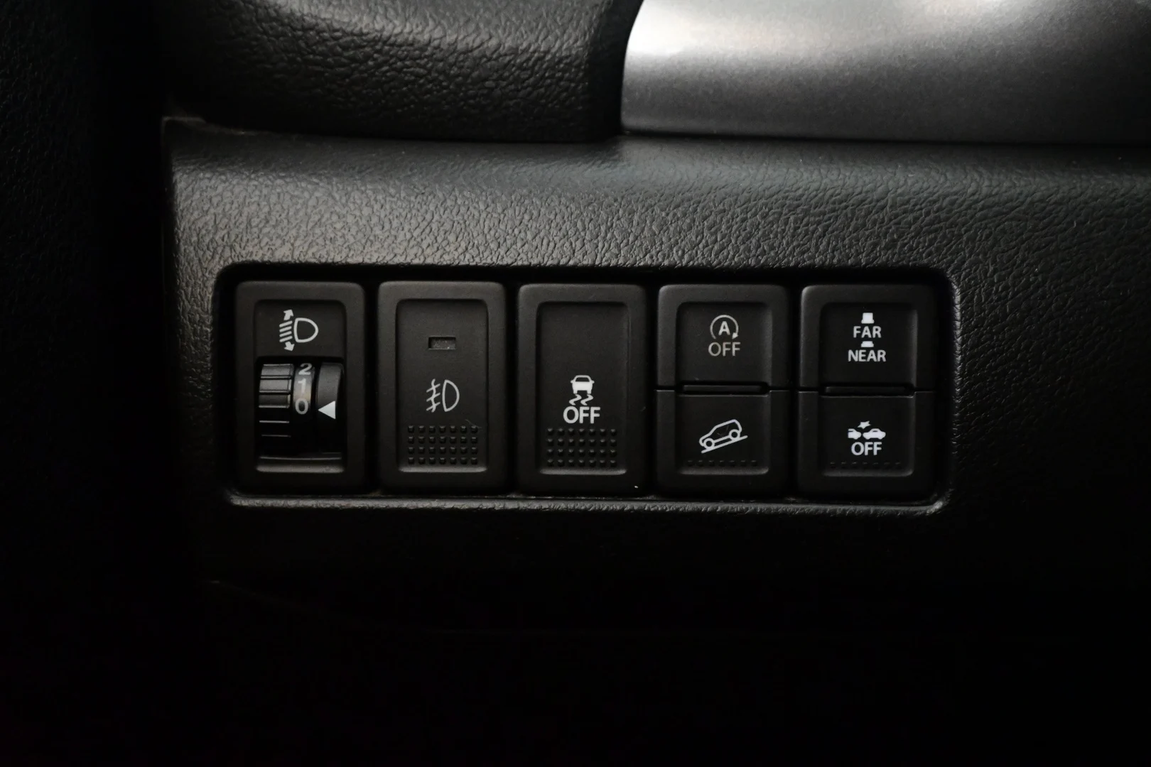 Car Image - 1FqG2T9YP1hjQI1uXYnFPD