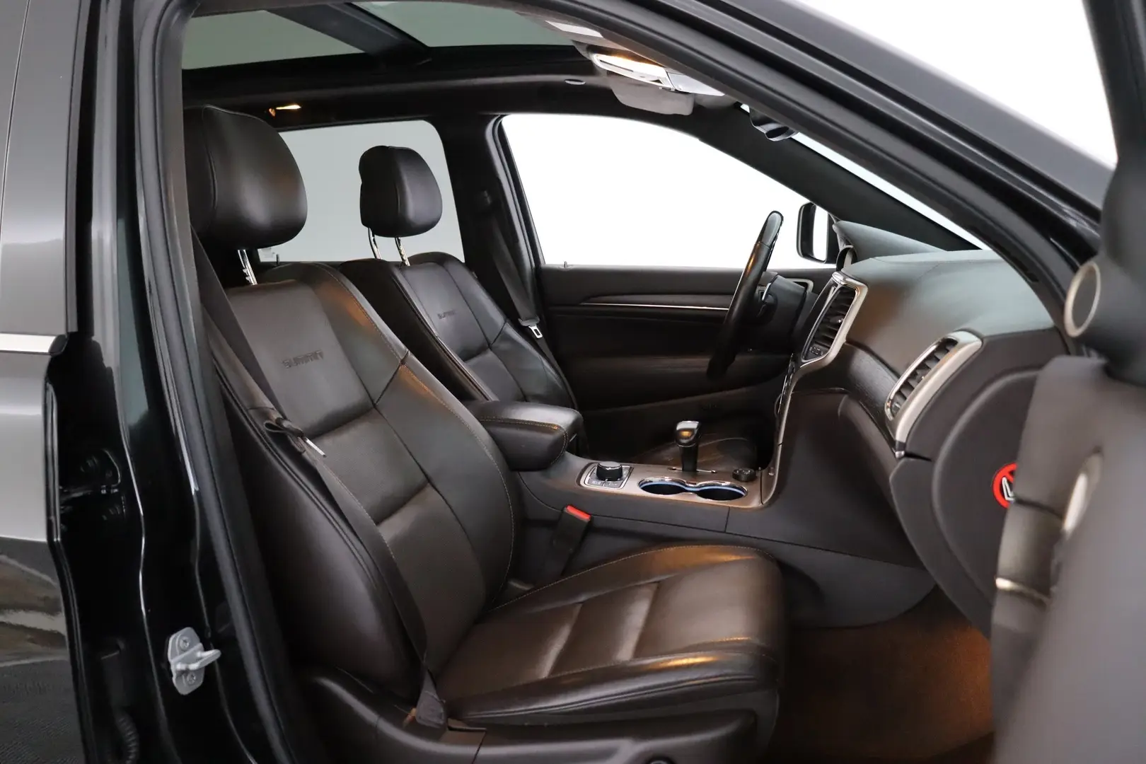 Car Image - 6xNqL1VWxqdOwA5wdCA1Bx