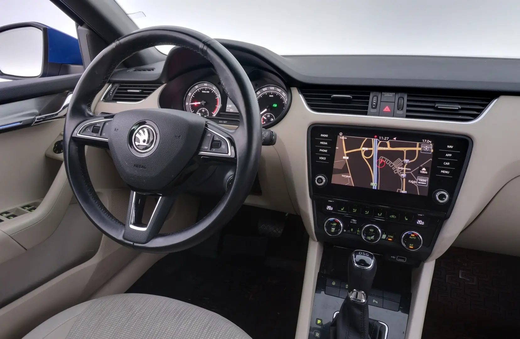 Car Image - 7jEO6Wez4FasiXAKUgp8I2