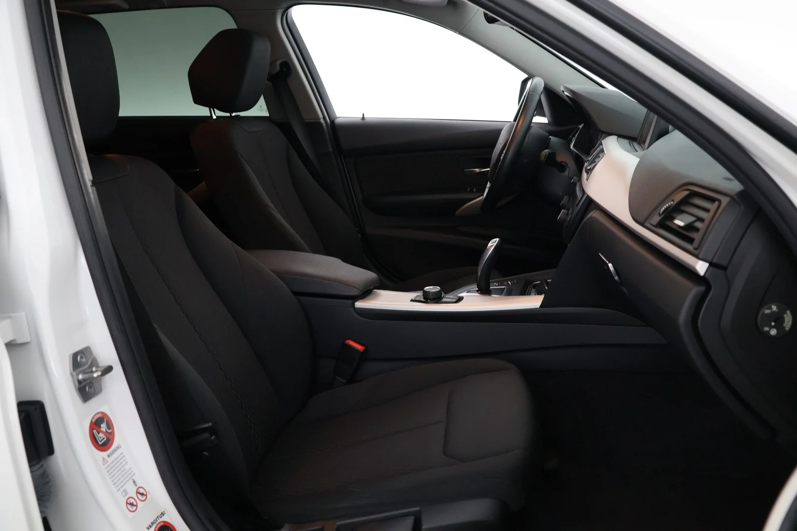 Car Image - 5lV2BNswMcaNBCJ72hTANG