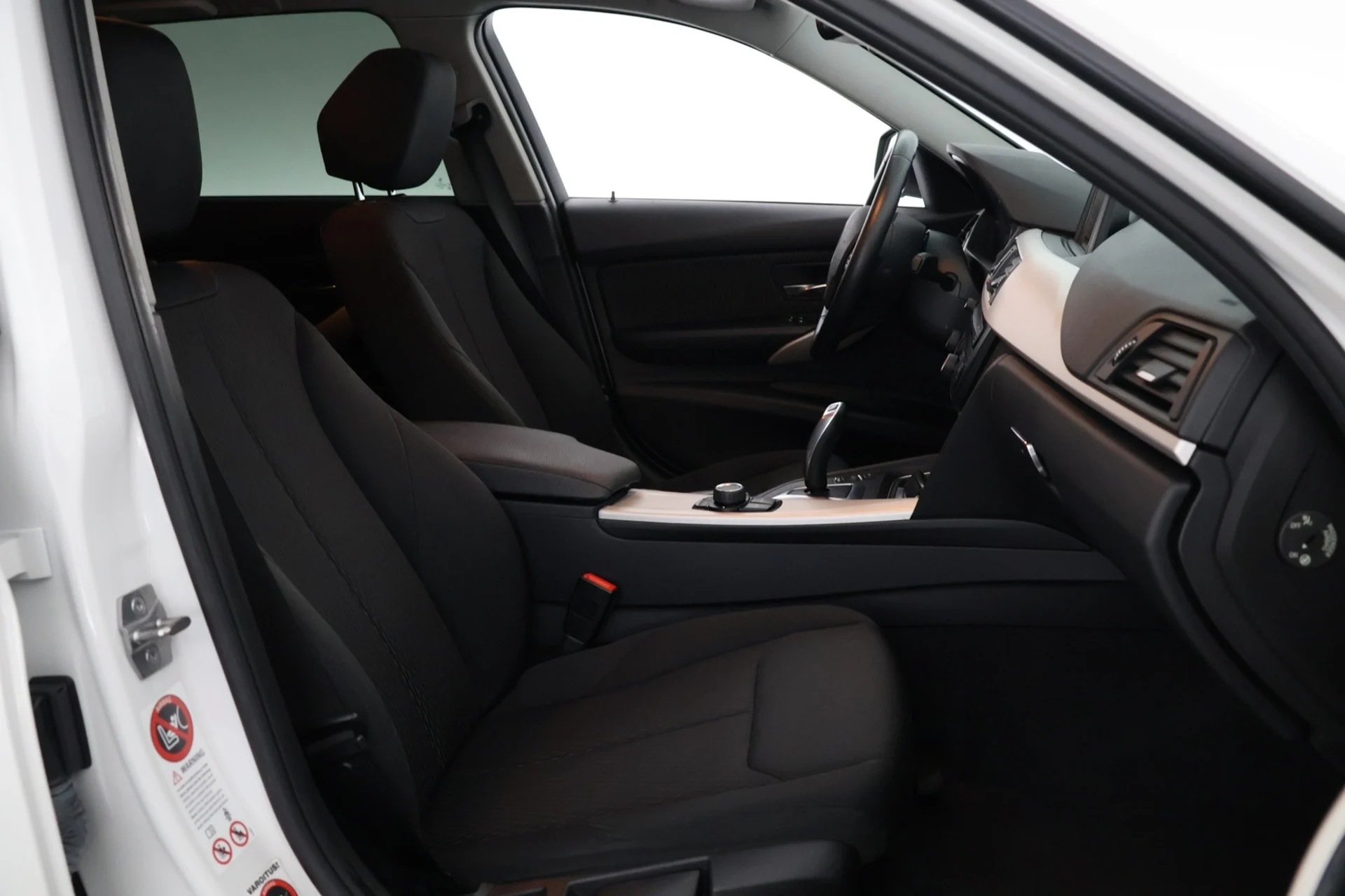 Car Image - 5lV2BNswMcaNBCJ72hTANG