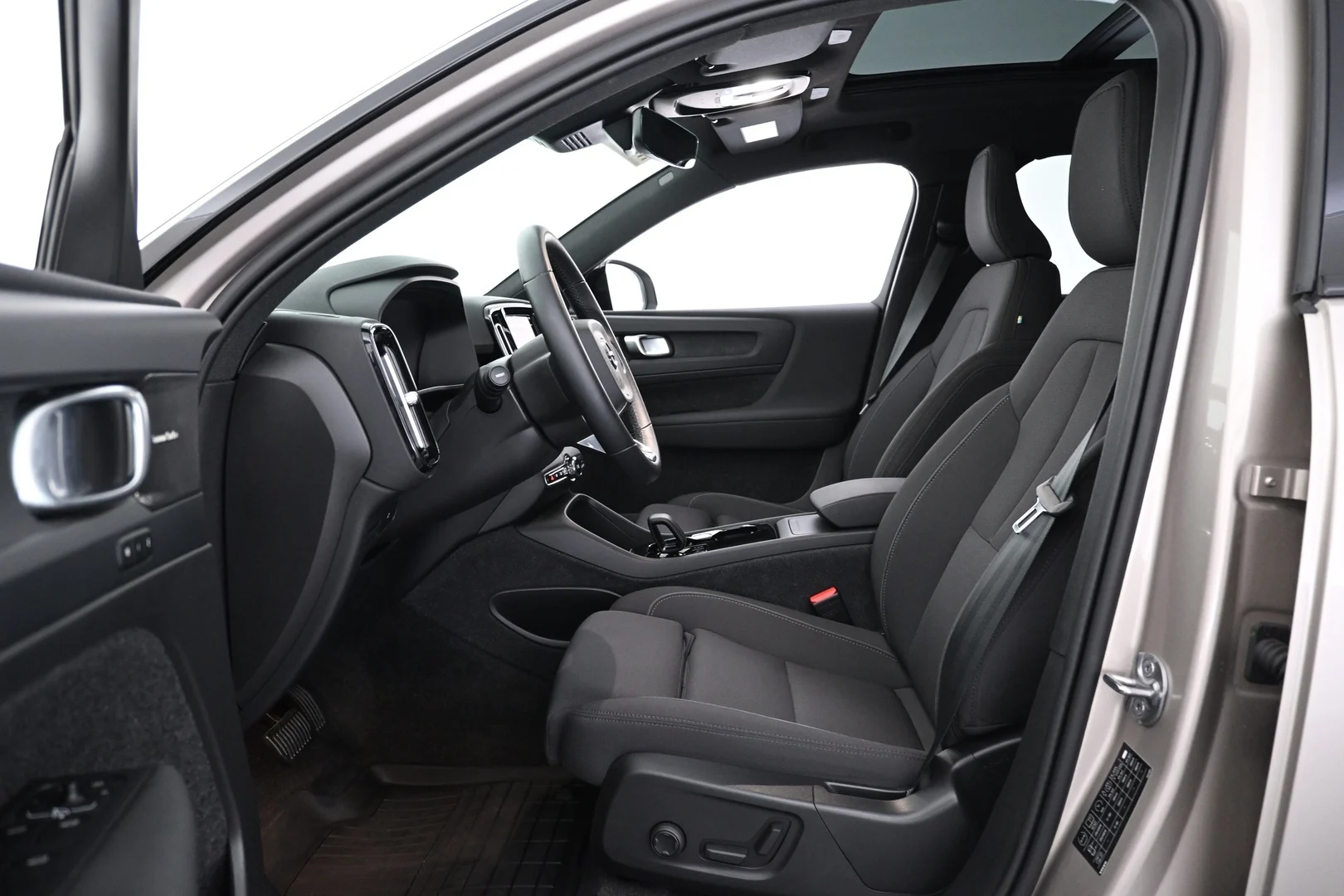 Car Image - 5stahGfvG1hXBwSIOE262o