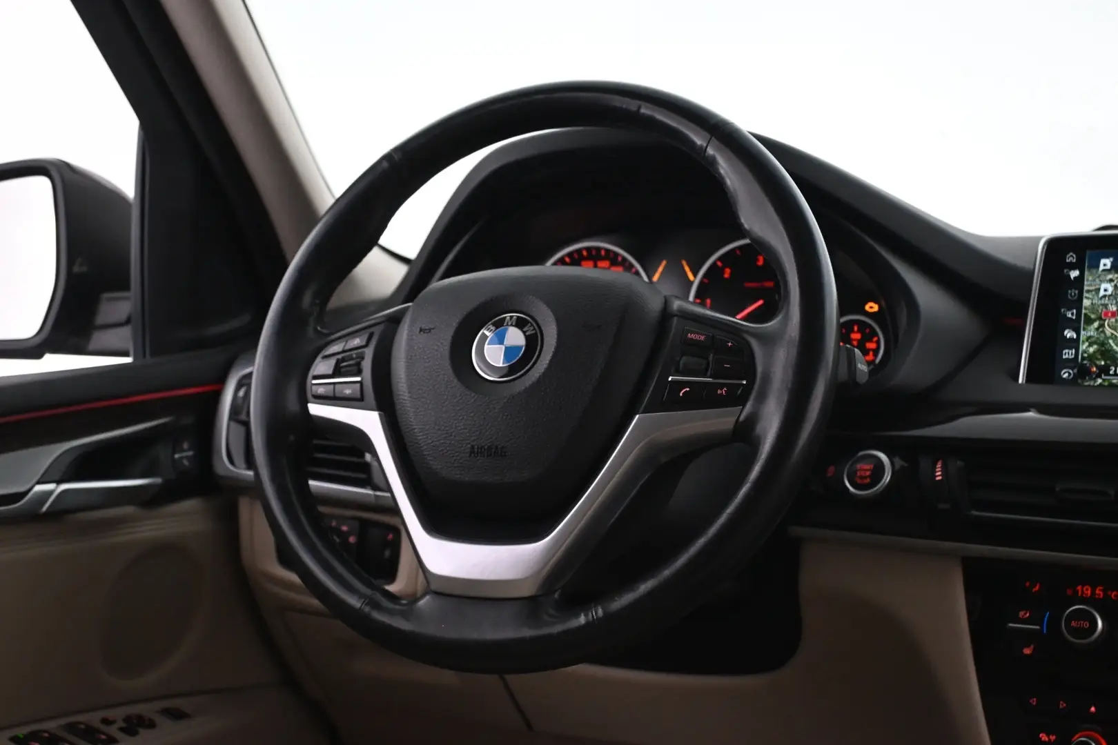 Car Image - 5RQV5KTYkrbj3Ra0HDqlwc