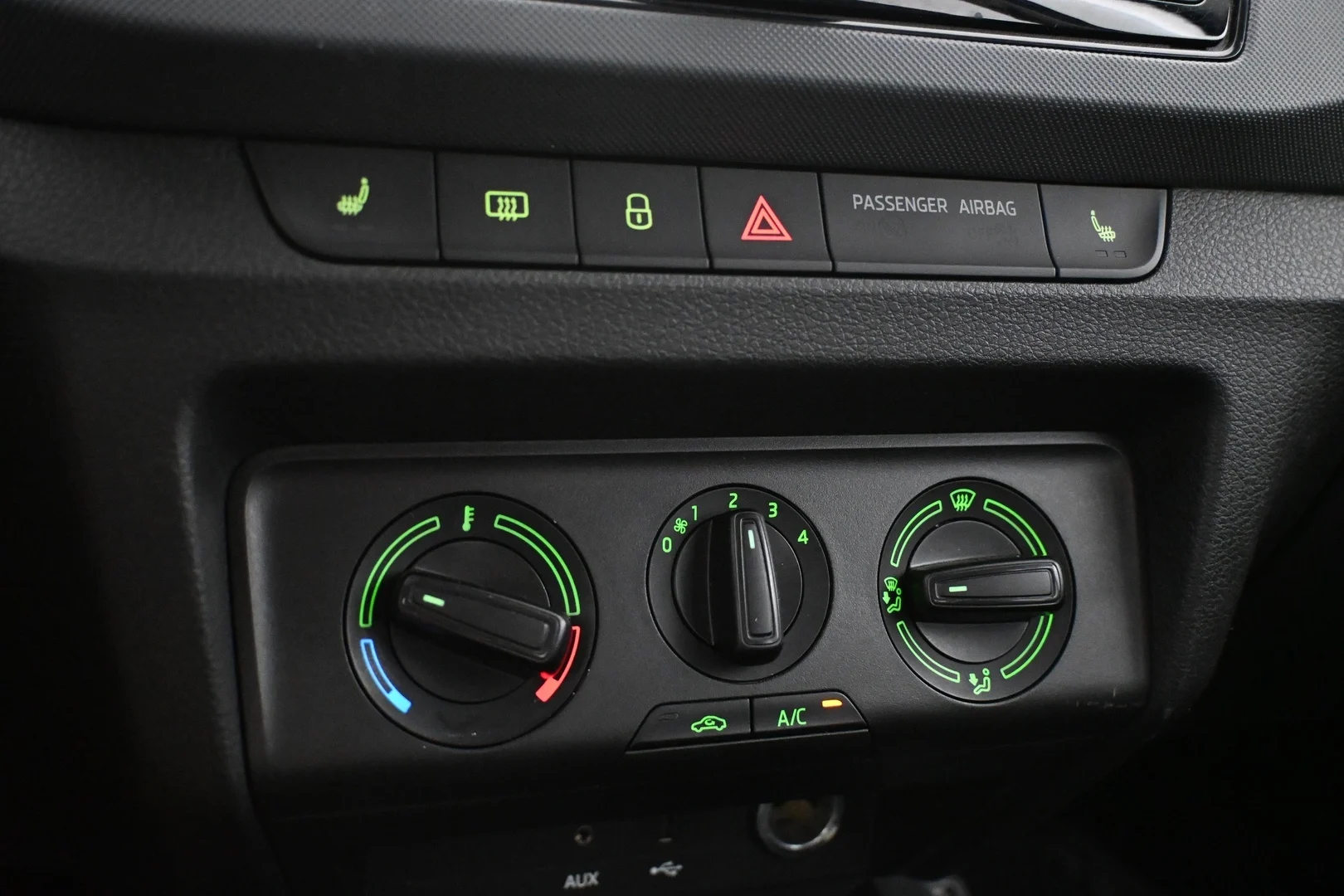 Car Image - 5j7MdpbU1jUK90T0DrjV9C
