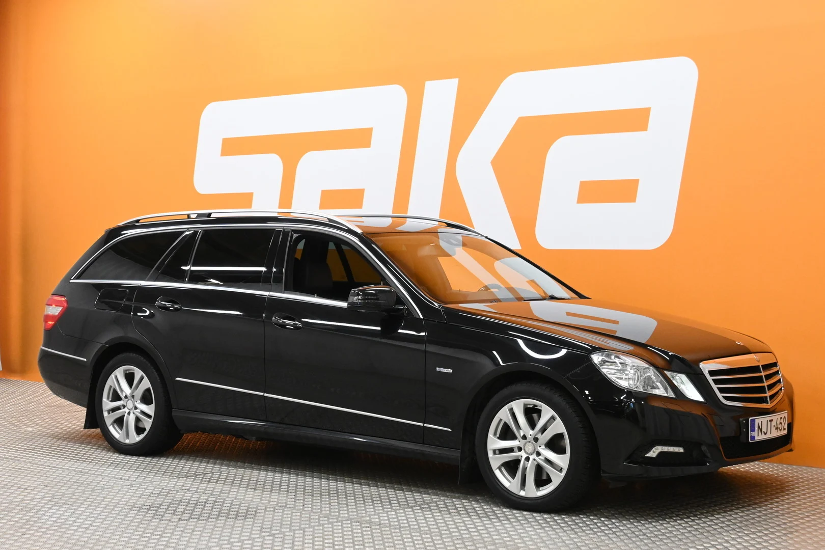 Car Image - q7q8QrUyyh4VSbuxb0nif