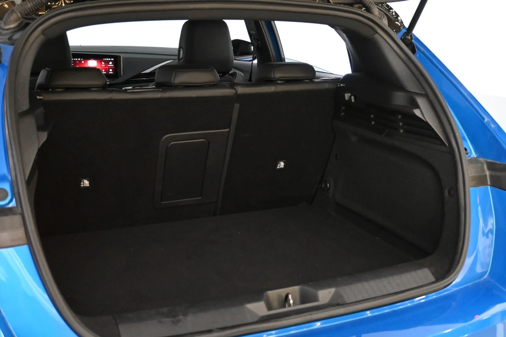 Car Image - 5bT2F7MK9cA6vcnjGsdogL