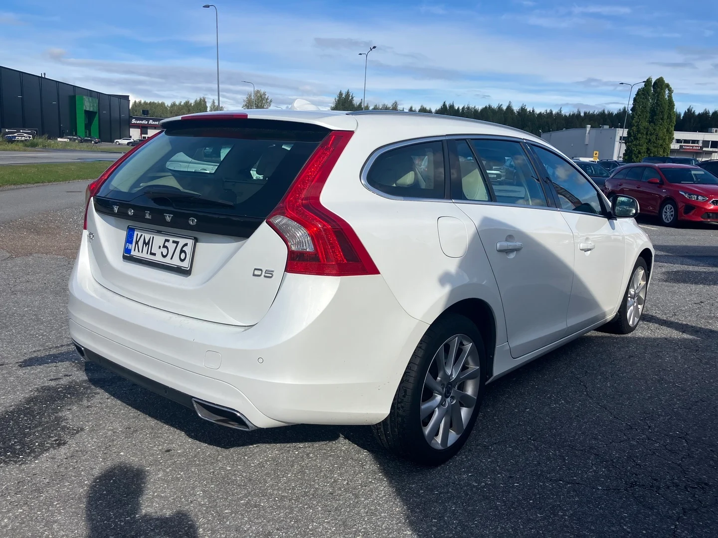 Car Image - 6WHssaVUzh27DWQj7yh91g