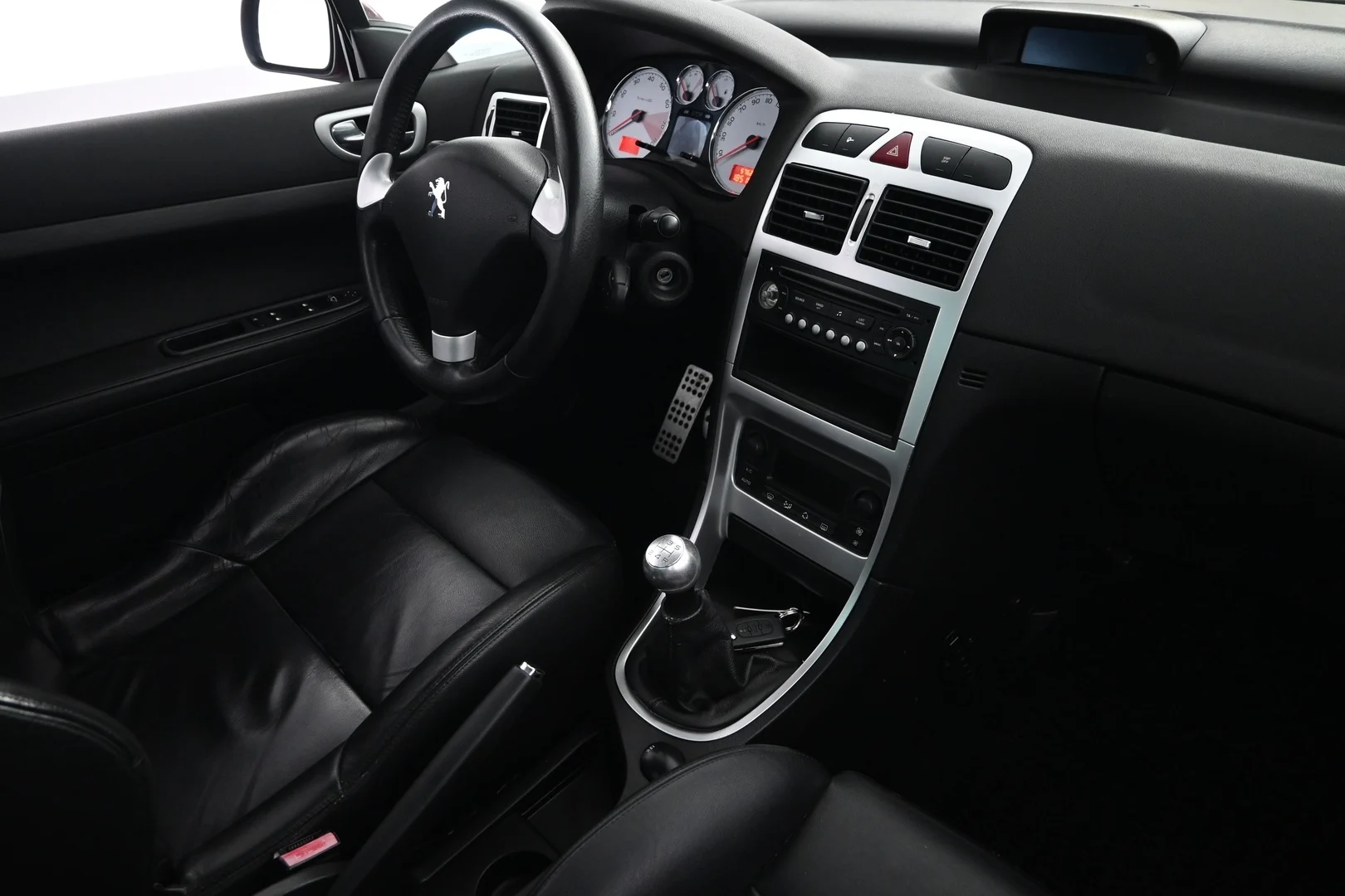 Car Image - 7KzO6uDZgBOXh11j6ff4A2