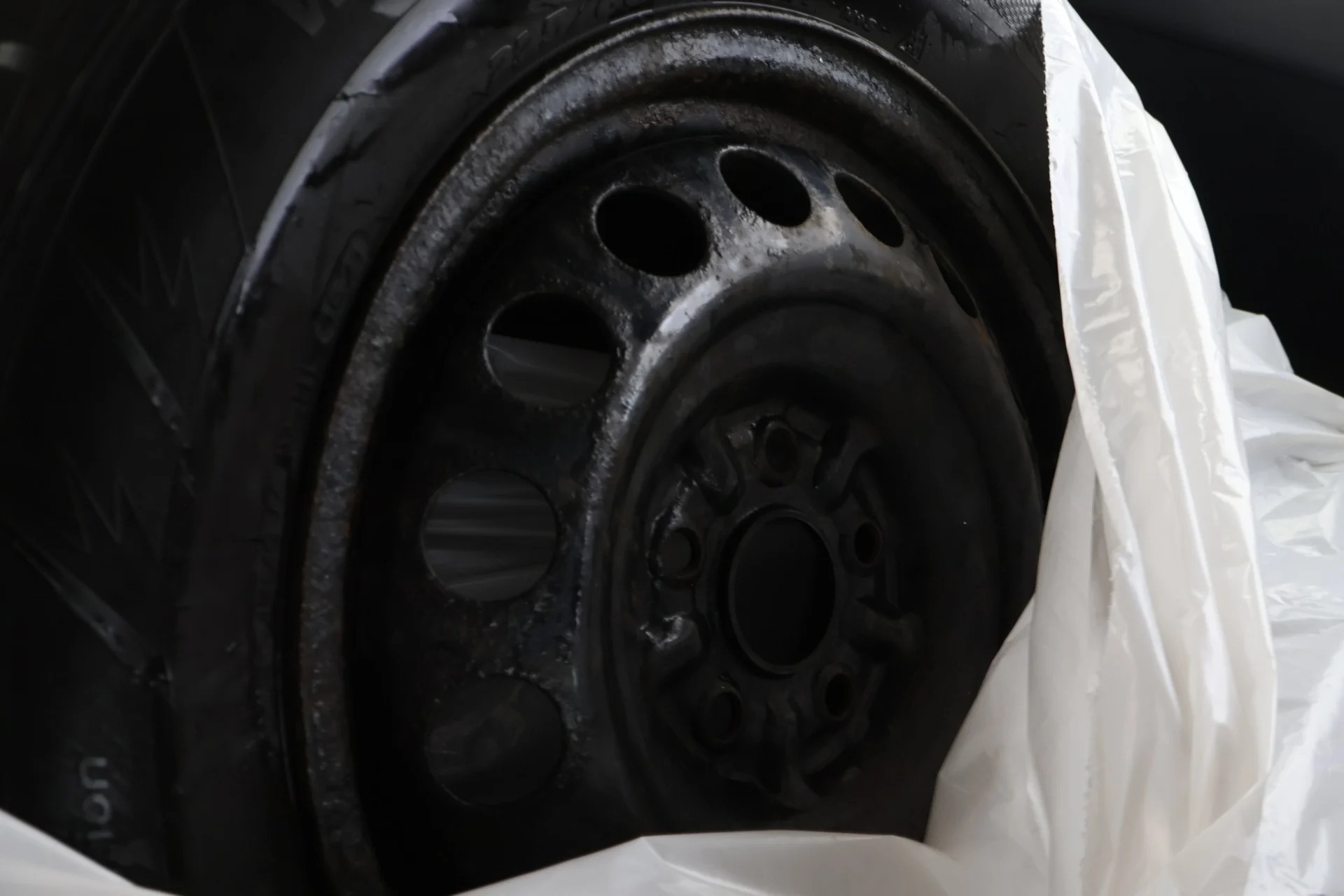 Car Image - 3rfJ7HW2PKmB9lzoXJnuSM
