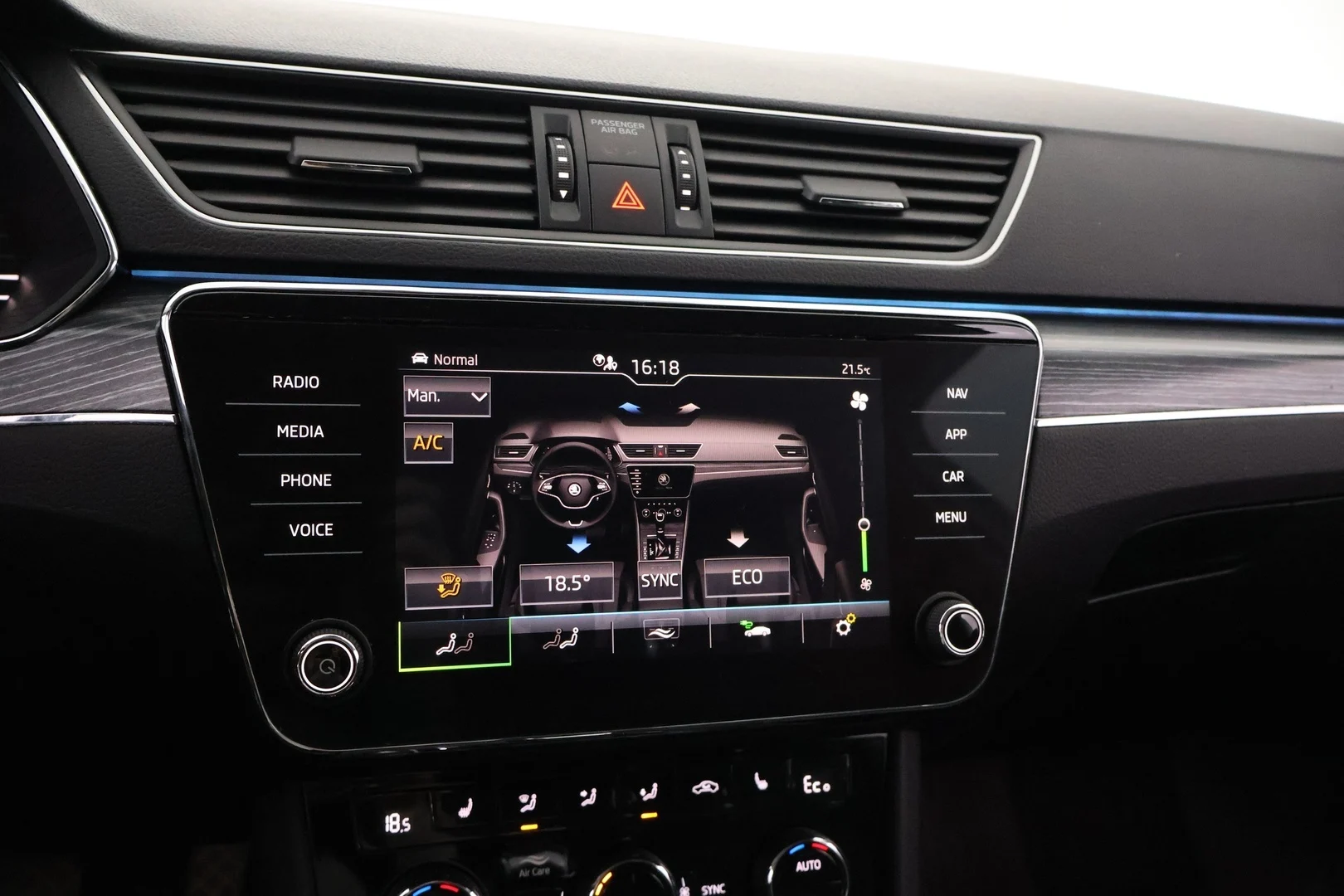 Car Image - 2ou6lVeaO0w7kdNEaoz8jc