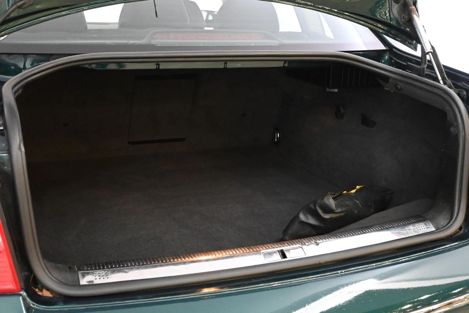 Car Image - 5dYeId5U2EYDHuhEids3N7