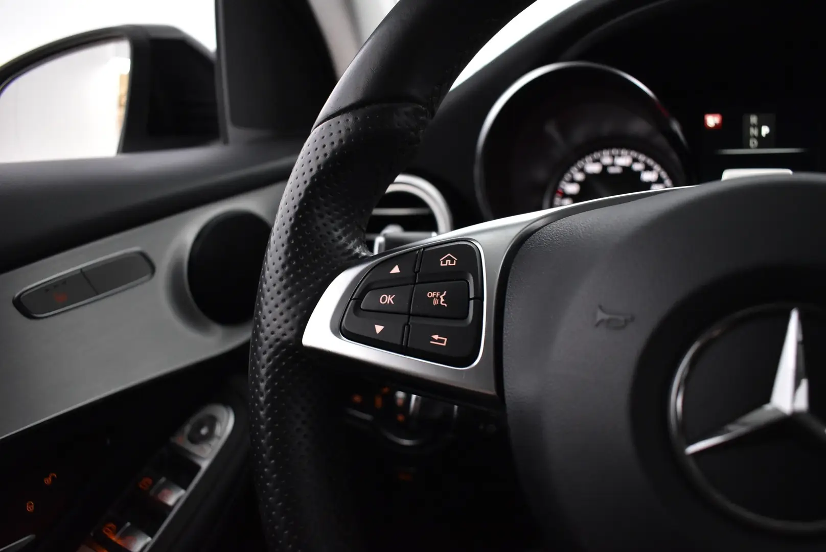 Car Image - 15VFgCm53a0Q9h3qtZnmO6